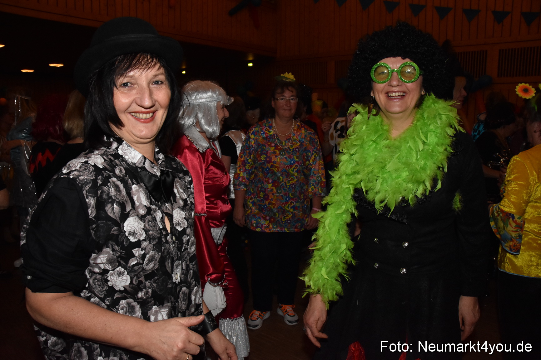 Weiberfasching Neumarkt 2018 0101