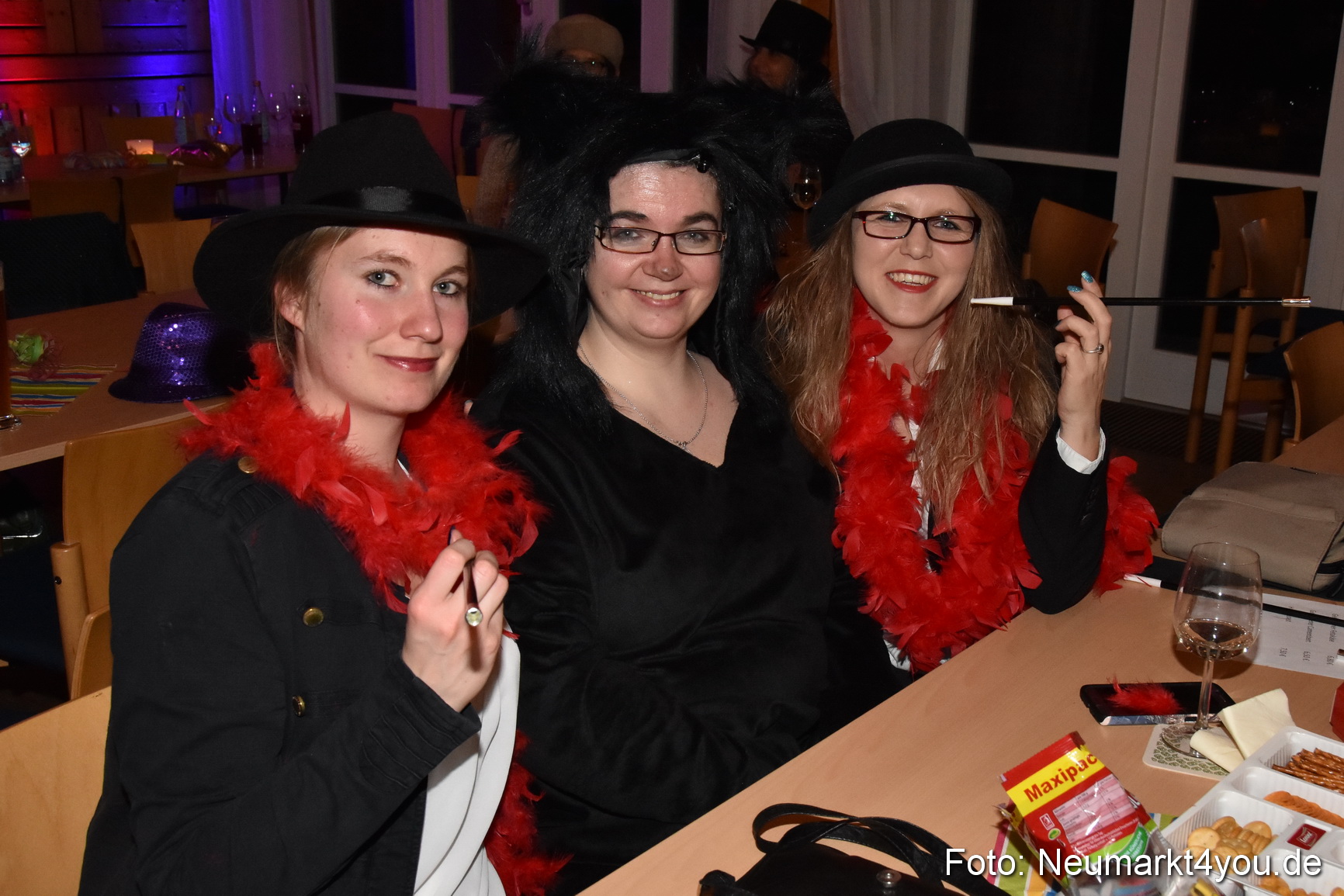 Weiberfasching Neumarkt 2018 0102