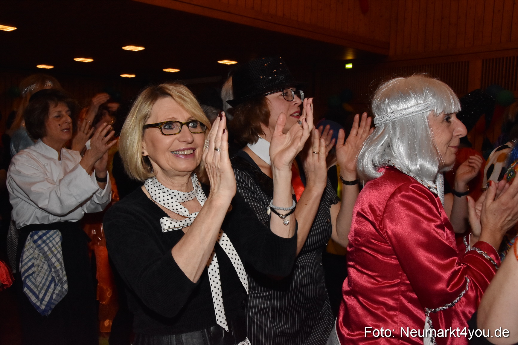 Weiberfasching Neumarkt 2018 0104