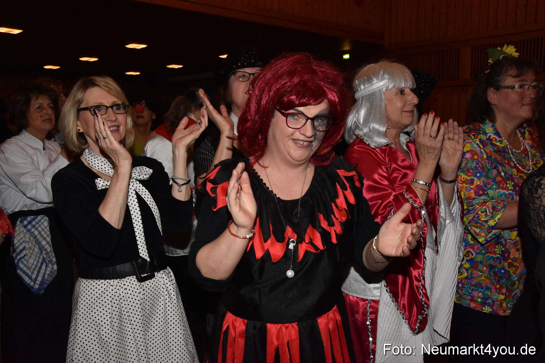 Weiberfasching Neumarkt 2018 0105