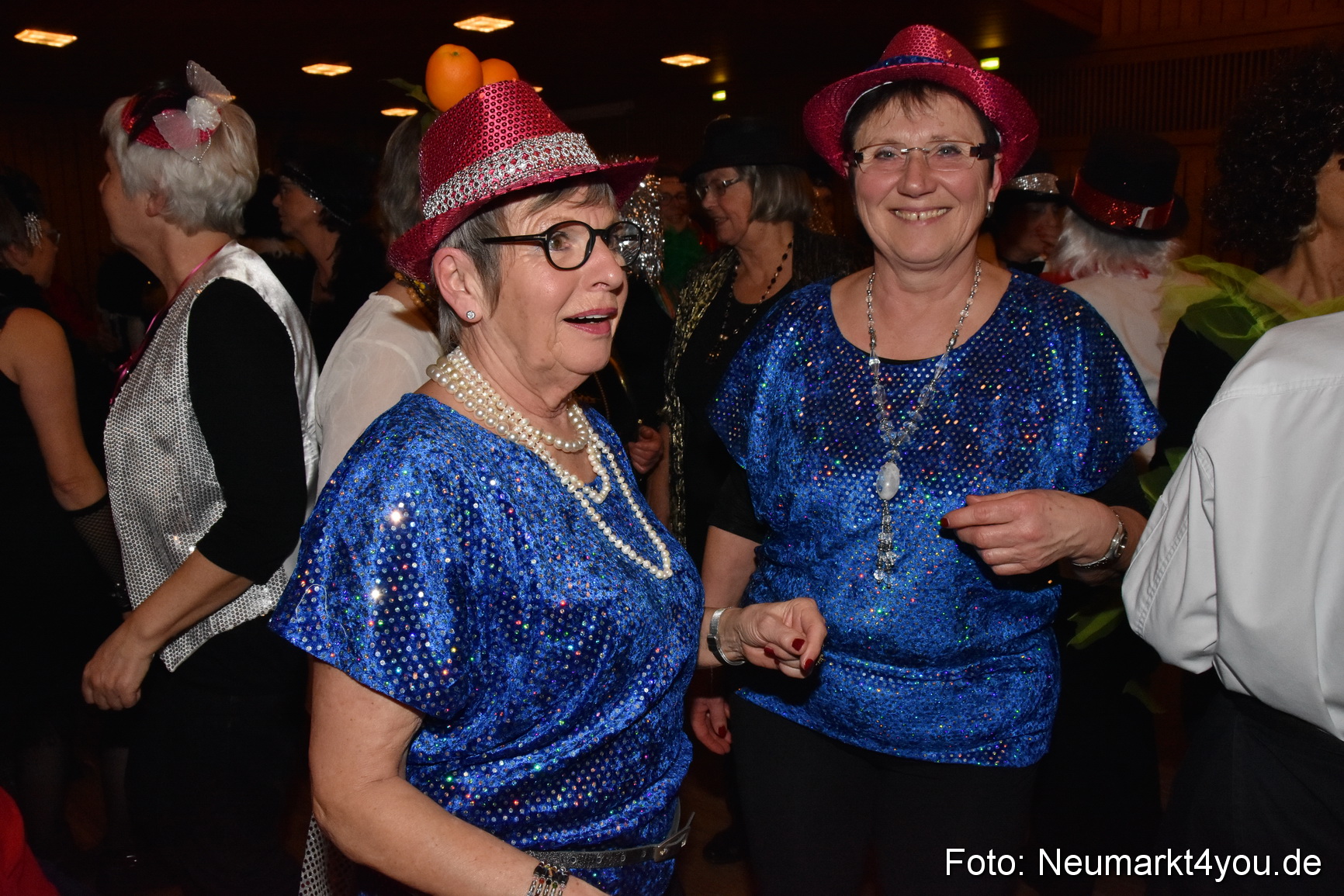 Weiberfasching Neumarkt 2018 0108