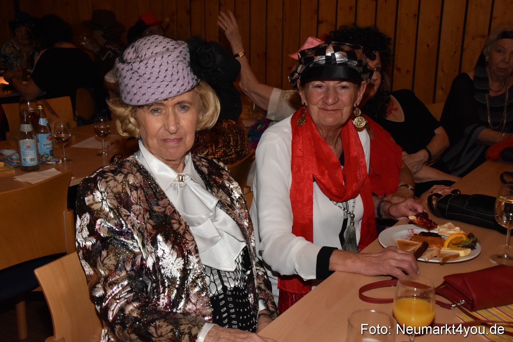 Weiberfasching Neumarkt 2018 0117