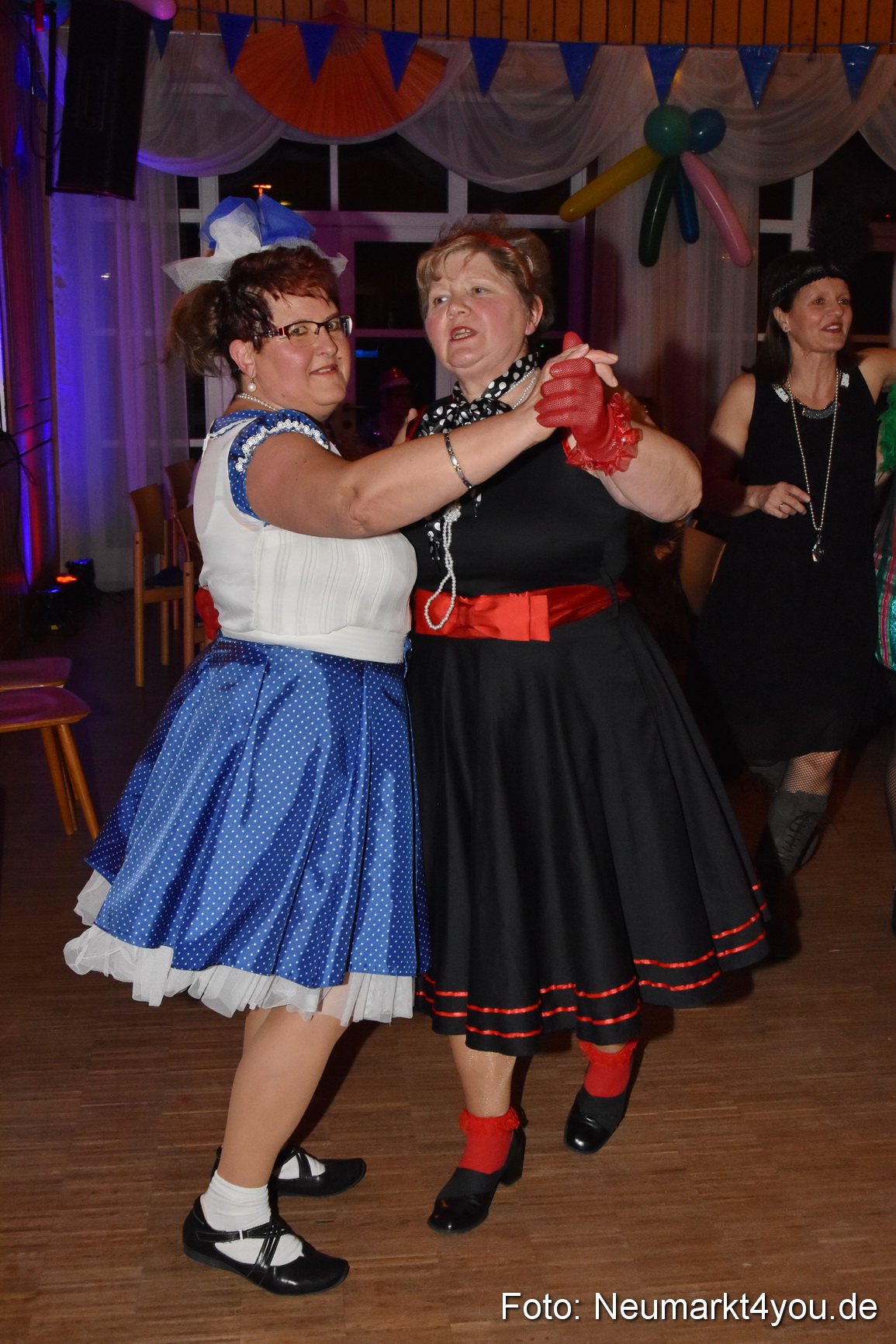 Weiberfasching Neumarkt 2018 0118