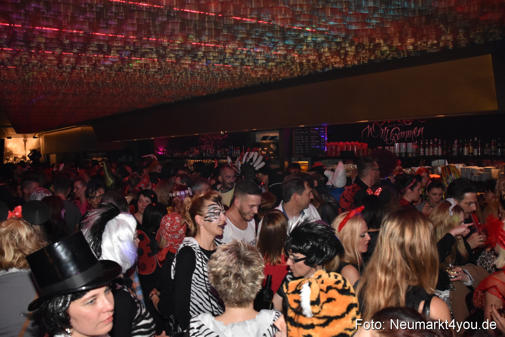 Weiberfasching Neumarkt 2018 0133