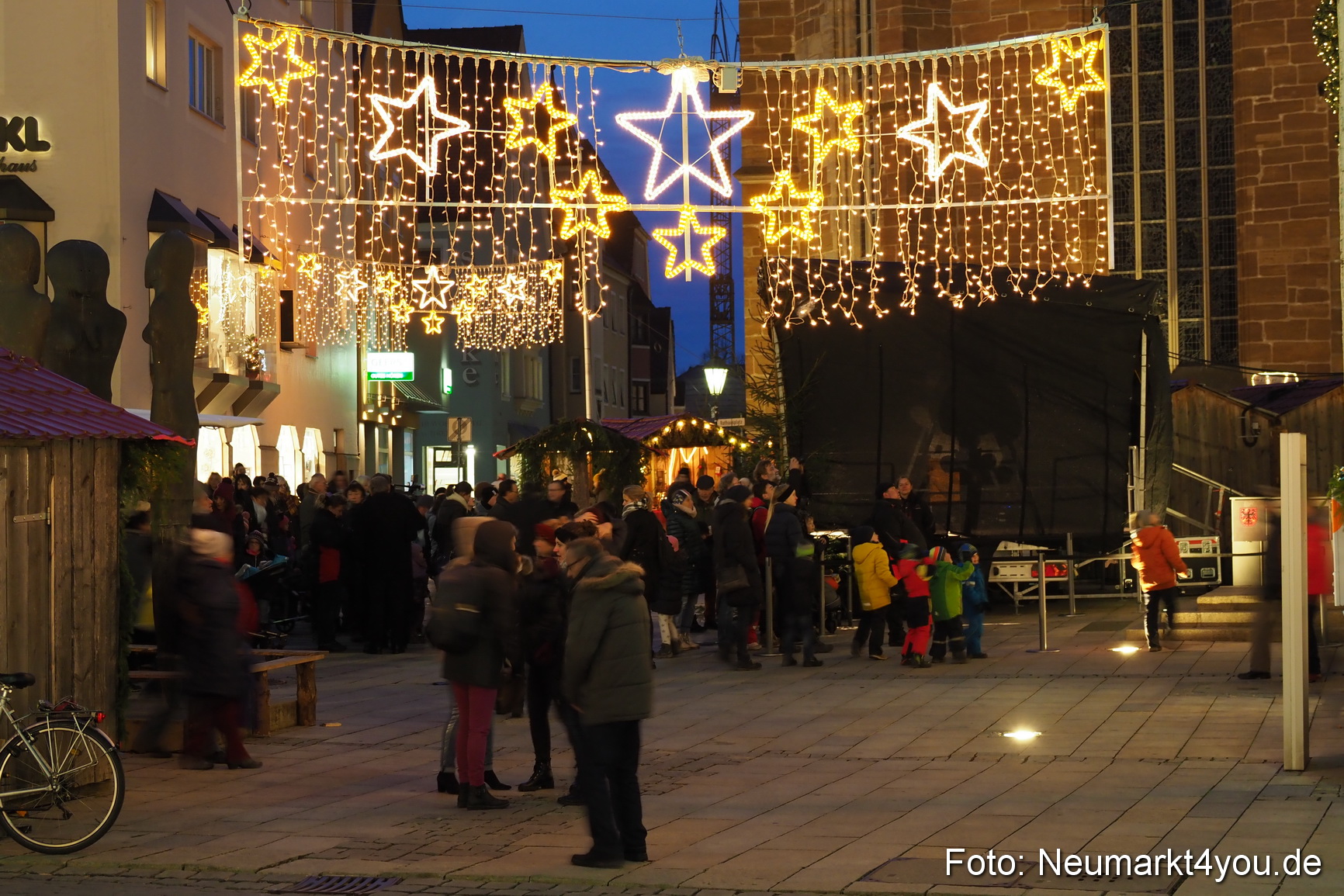 Weihnachtsmarkt Neumarkt 2018 0003