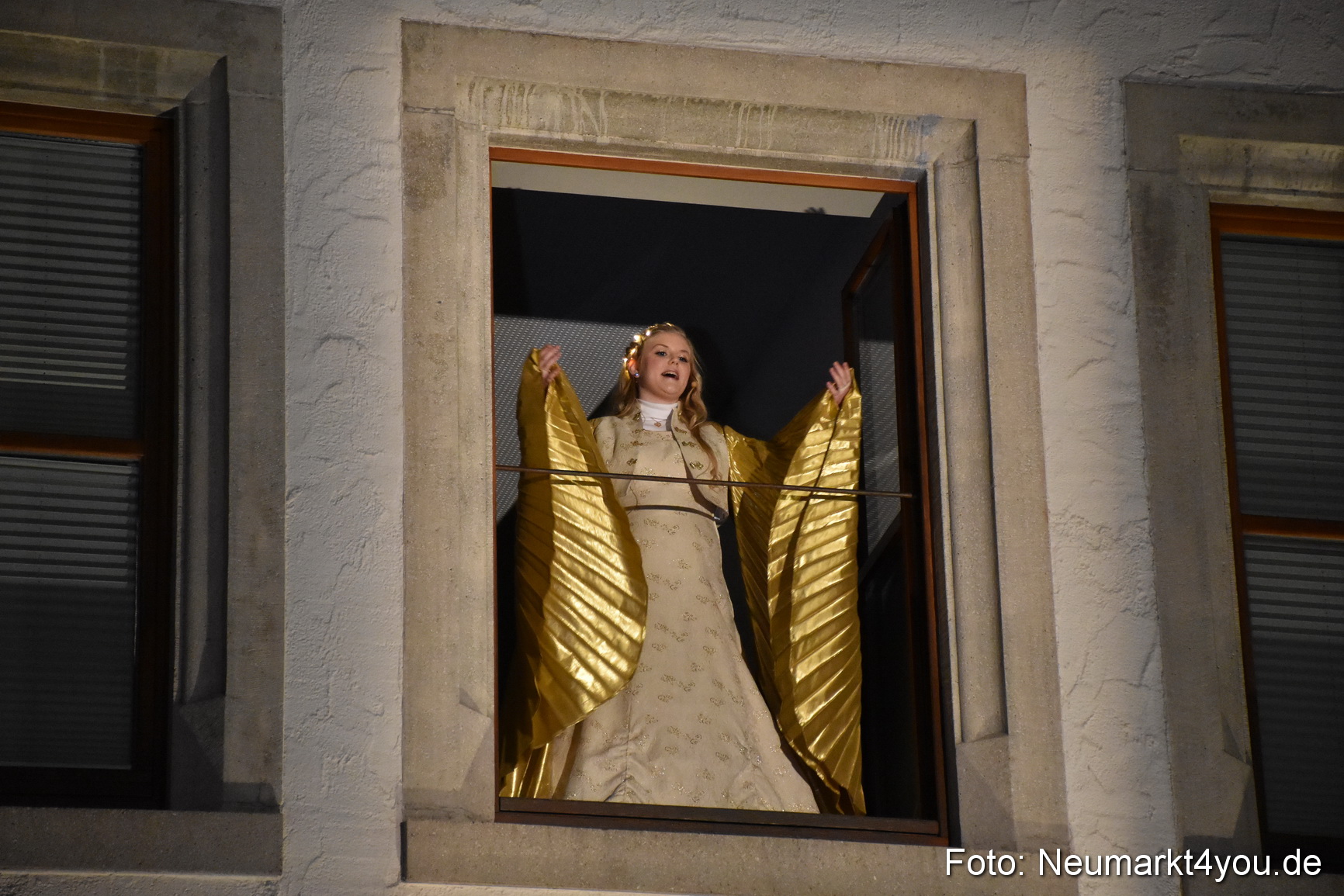 Weihnachtsmarkt Neumarkt 2018 0015