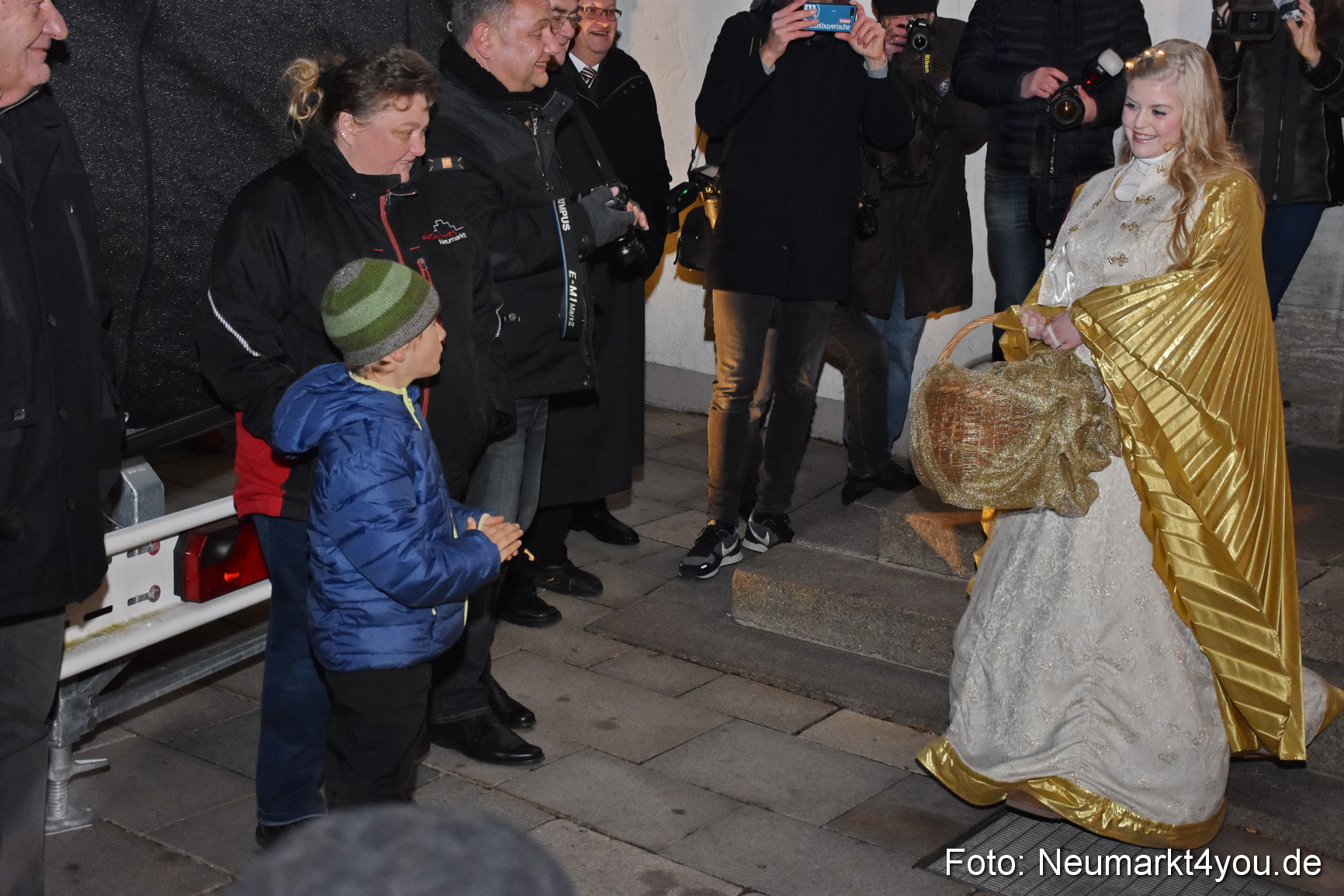 Weihnachtsmarkt Neumarkt 2018 0027