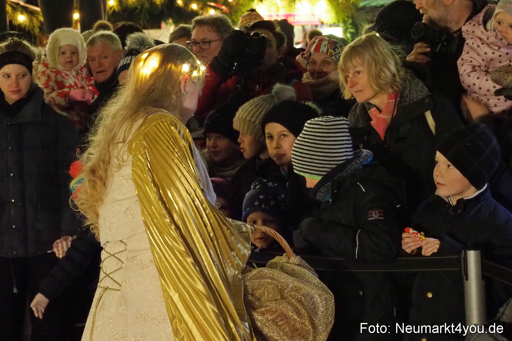 Weihnachtsmarkt Neumarkt 2018 0031