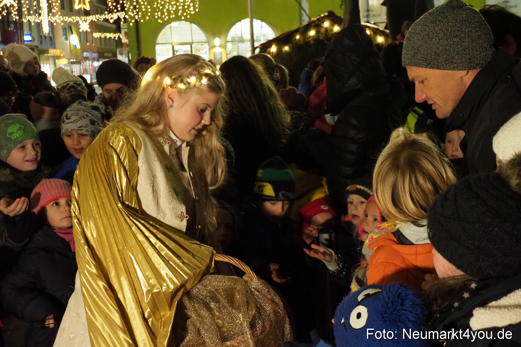 Weihnachtsmarkt Neumarkt 2018 0036