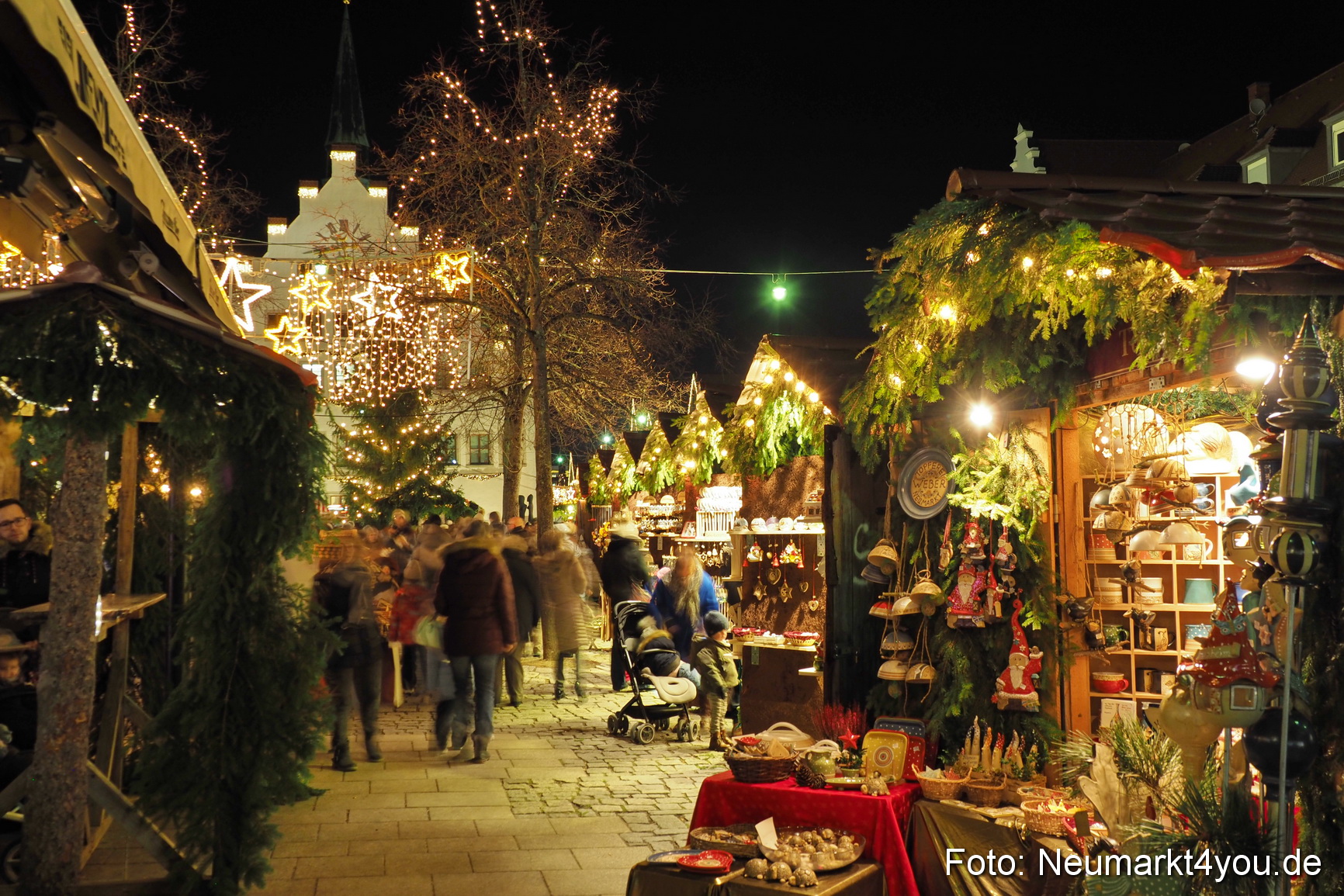 Weihnachtsmarkt Neumarkt 2018 0087