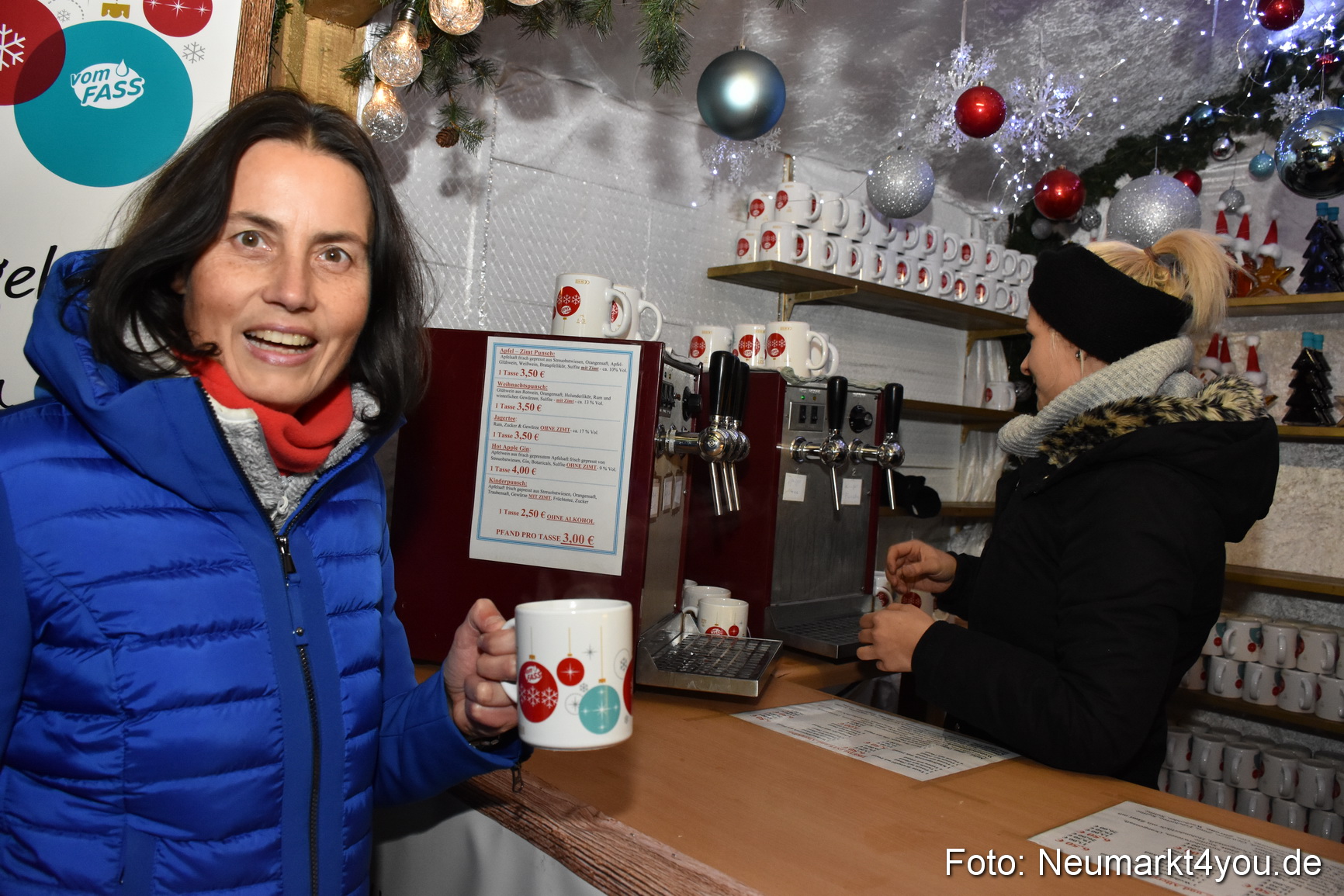 Weihnachtsmarkt Neumarkt 2018 0089