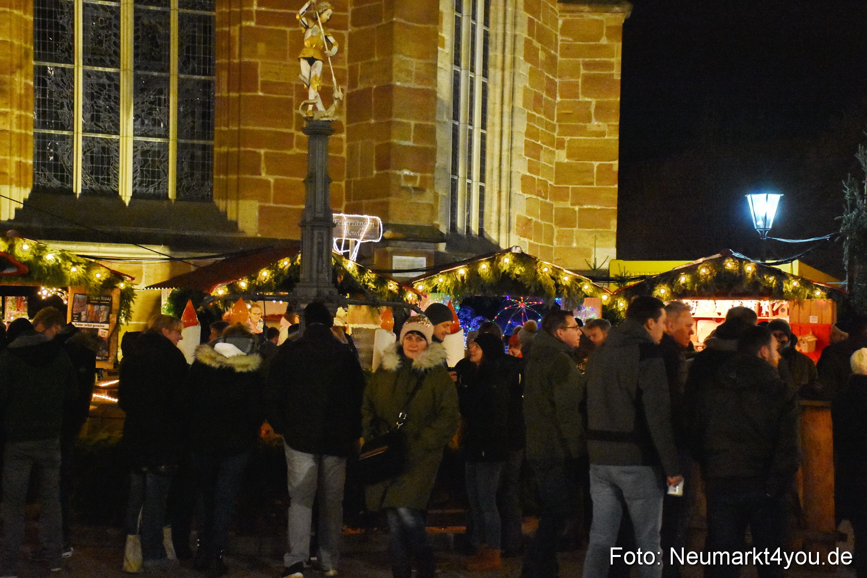 Weihnachtsmarkt Neumarkt 2018 0109
