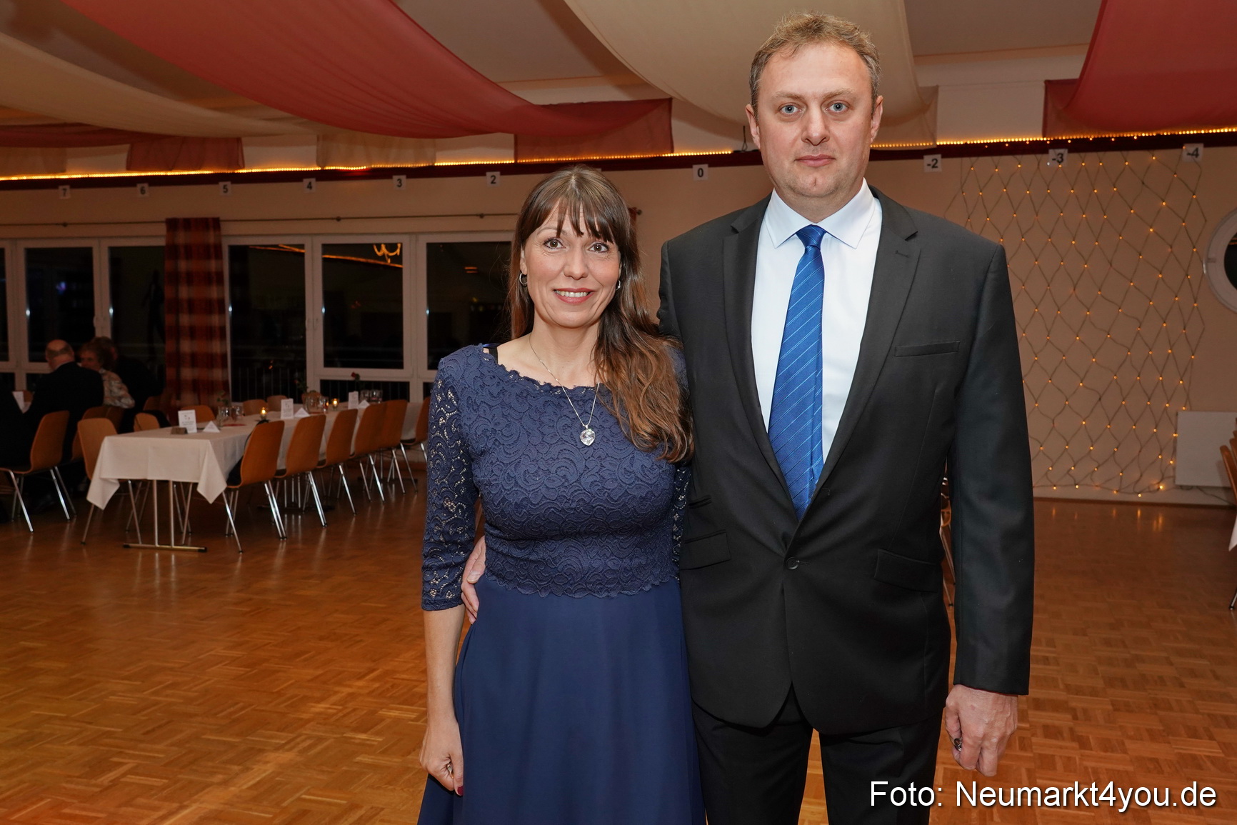 42 Herbstball Blau Silber 2019 0017