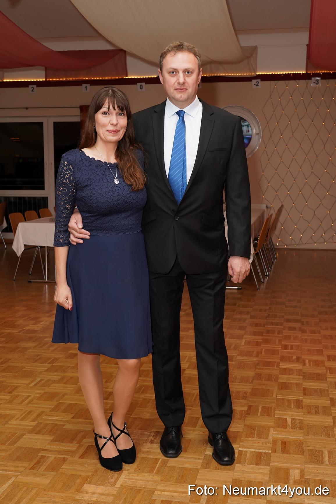 42 Herbstball Blau Silber 2019 0018