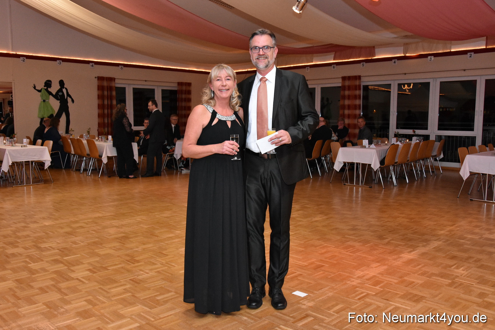 42 Herbstball Blau Silber 2019 0026