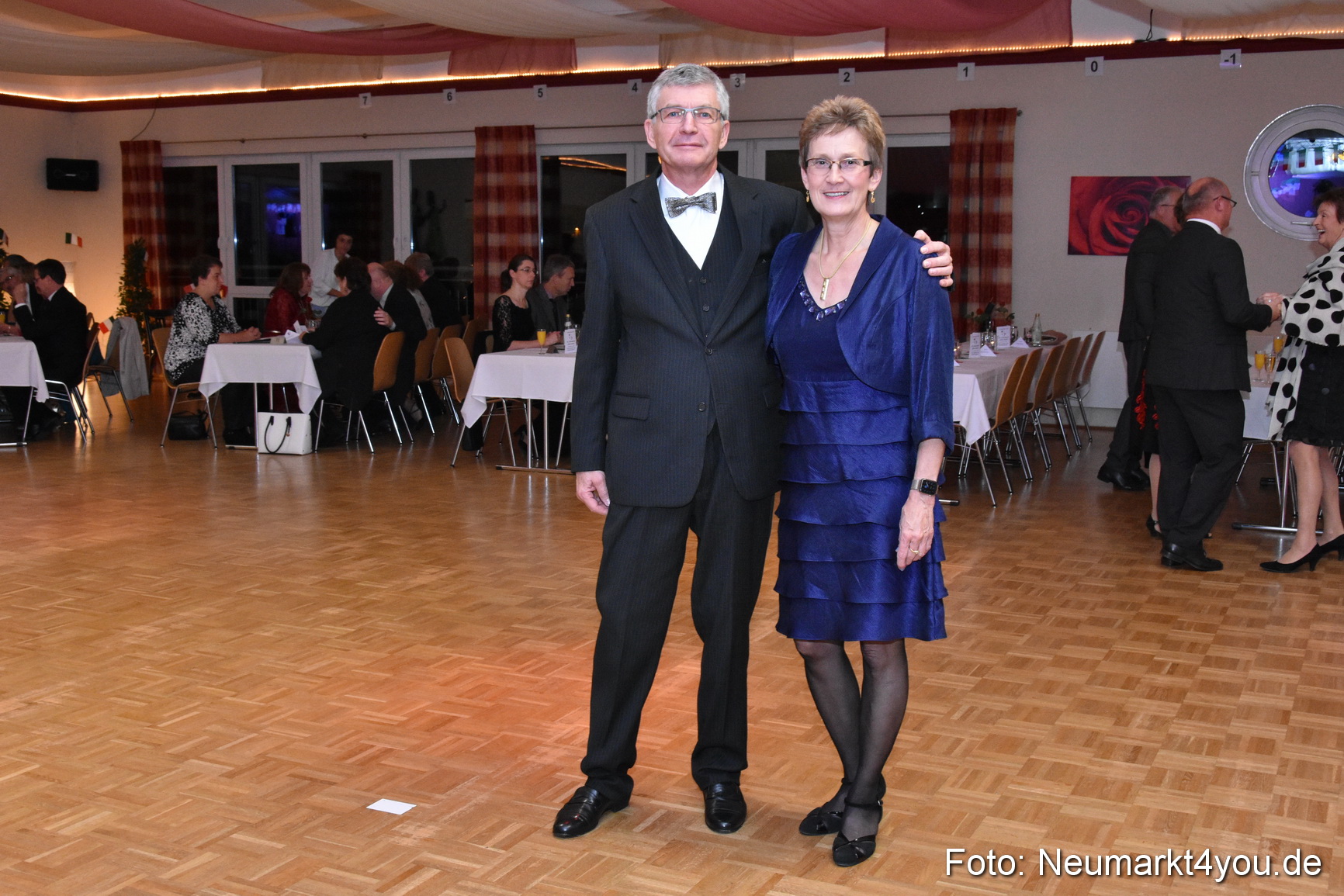 42 Herbstball Blau Silber 2019 0052