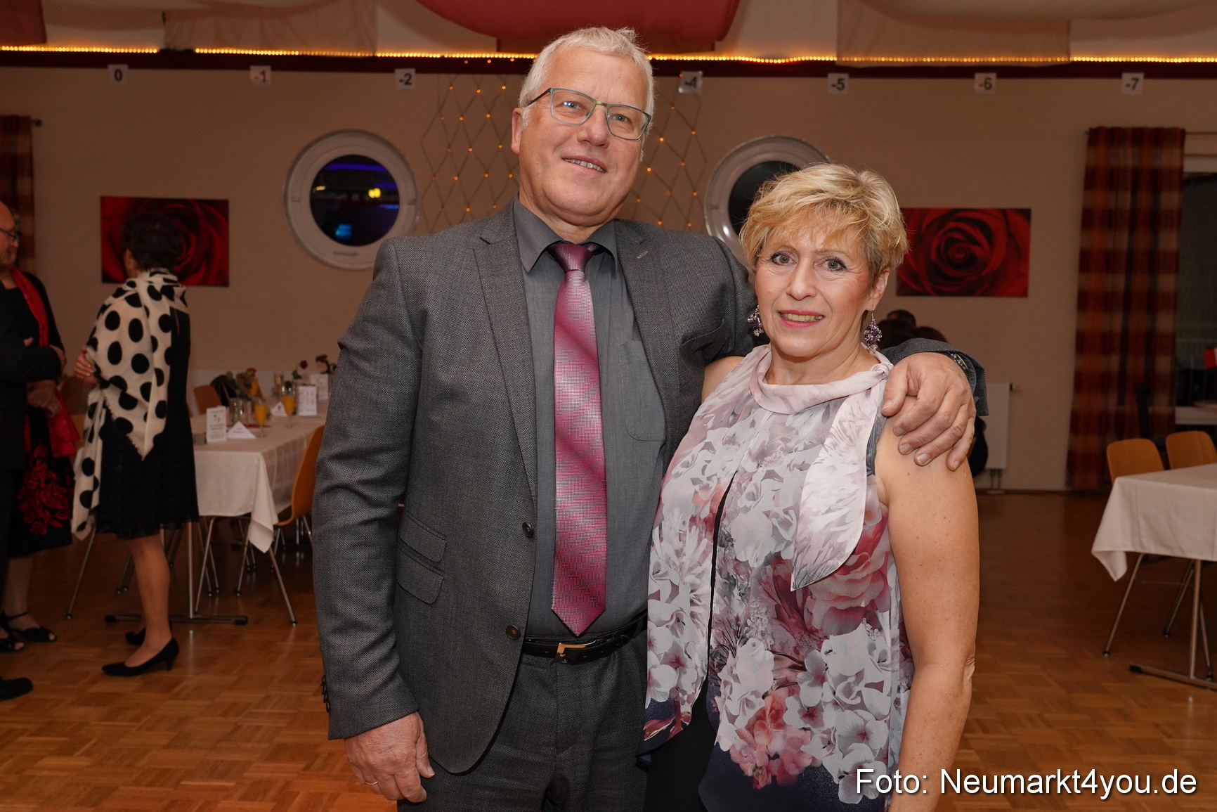 42 Herbstball Blau Silber 2019 0055