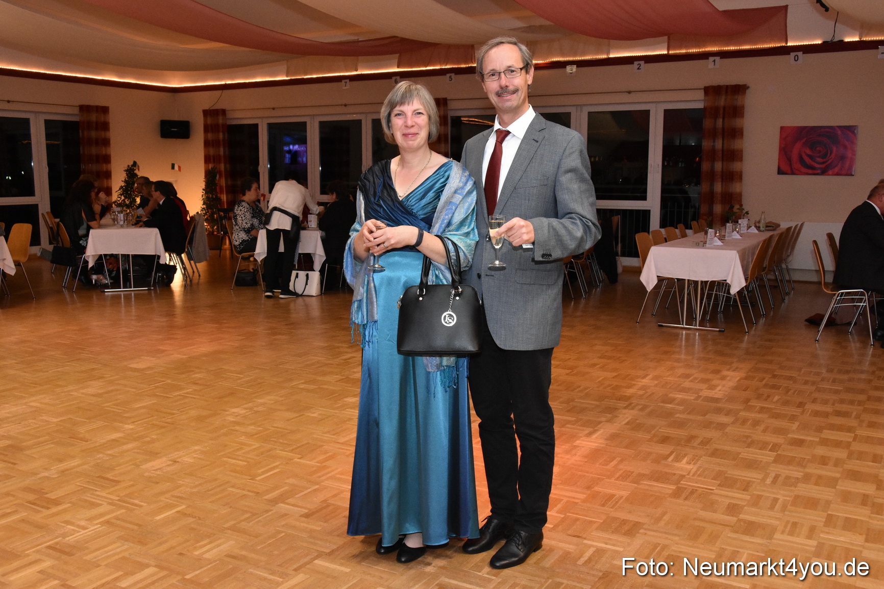 42 Herbstball Blau Silber 2019 0059