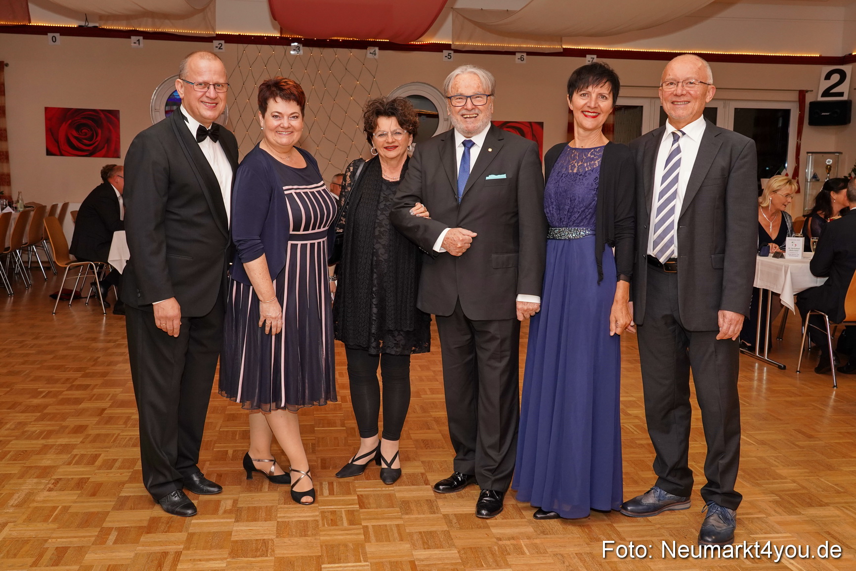 42 Herbstball Blau Silber 2019 0061