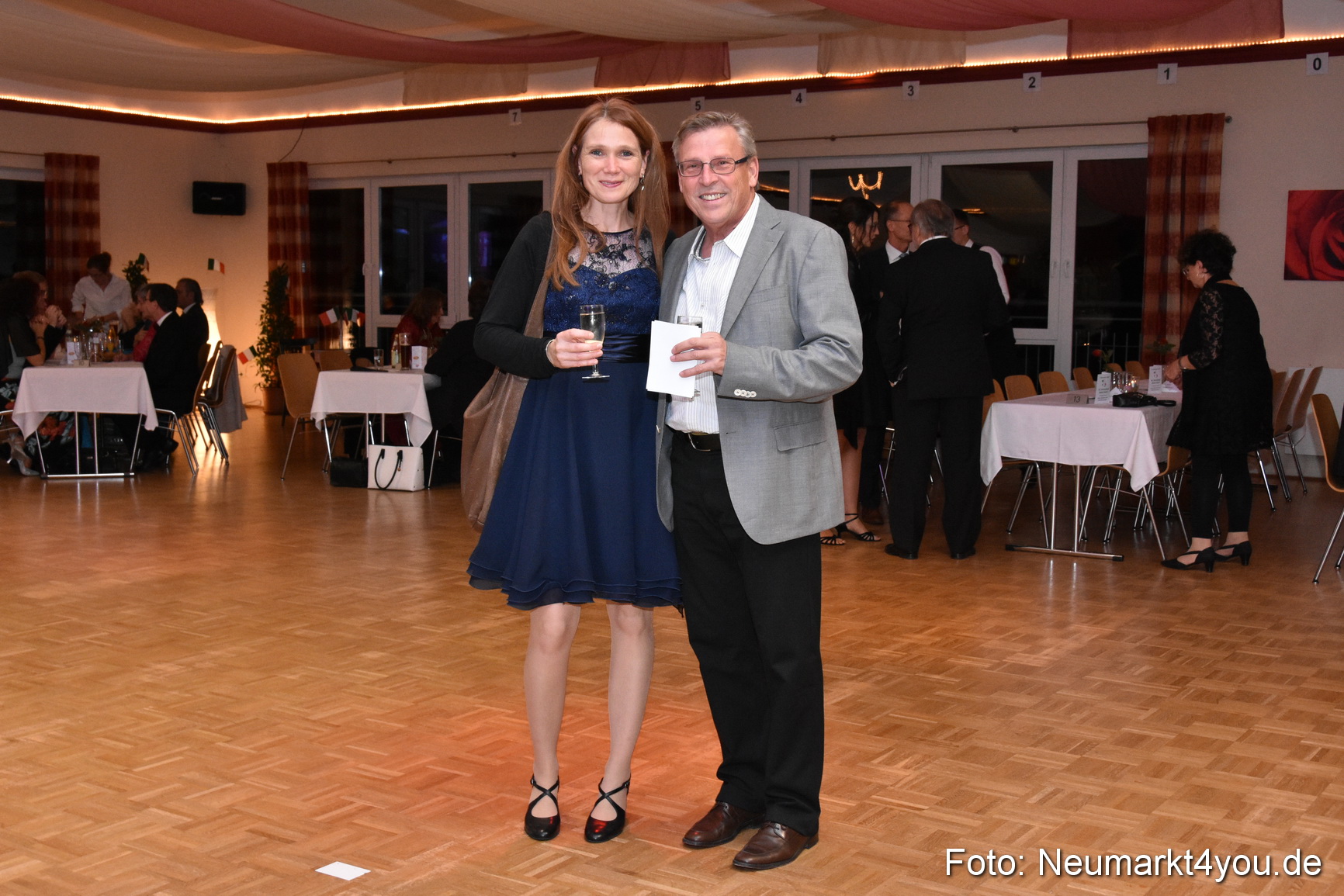 42 Herbstball Blau Silber 2019 0065