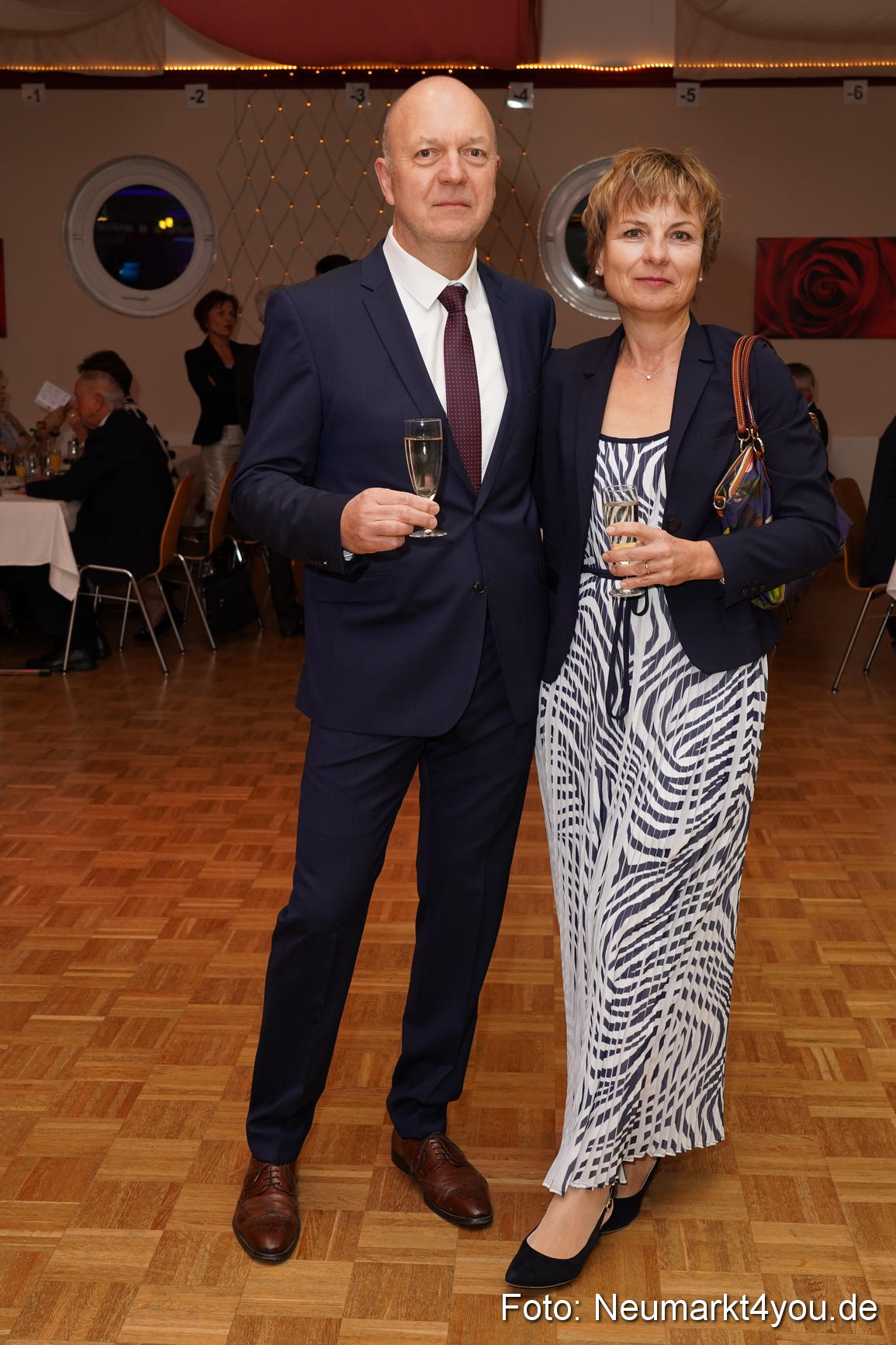 42 Herbstball Blau Silber 2019 0069