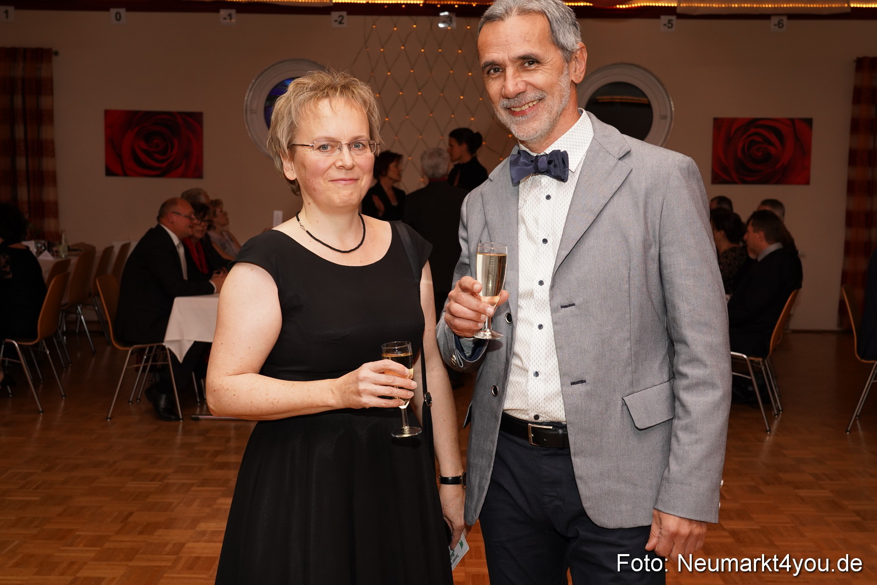 42 Herbstball Blau Silber 2019 0070