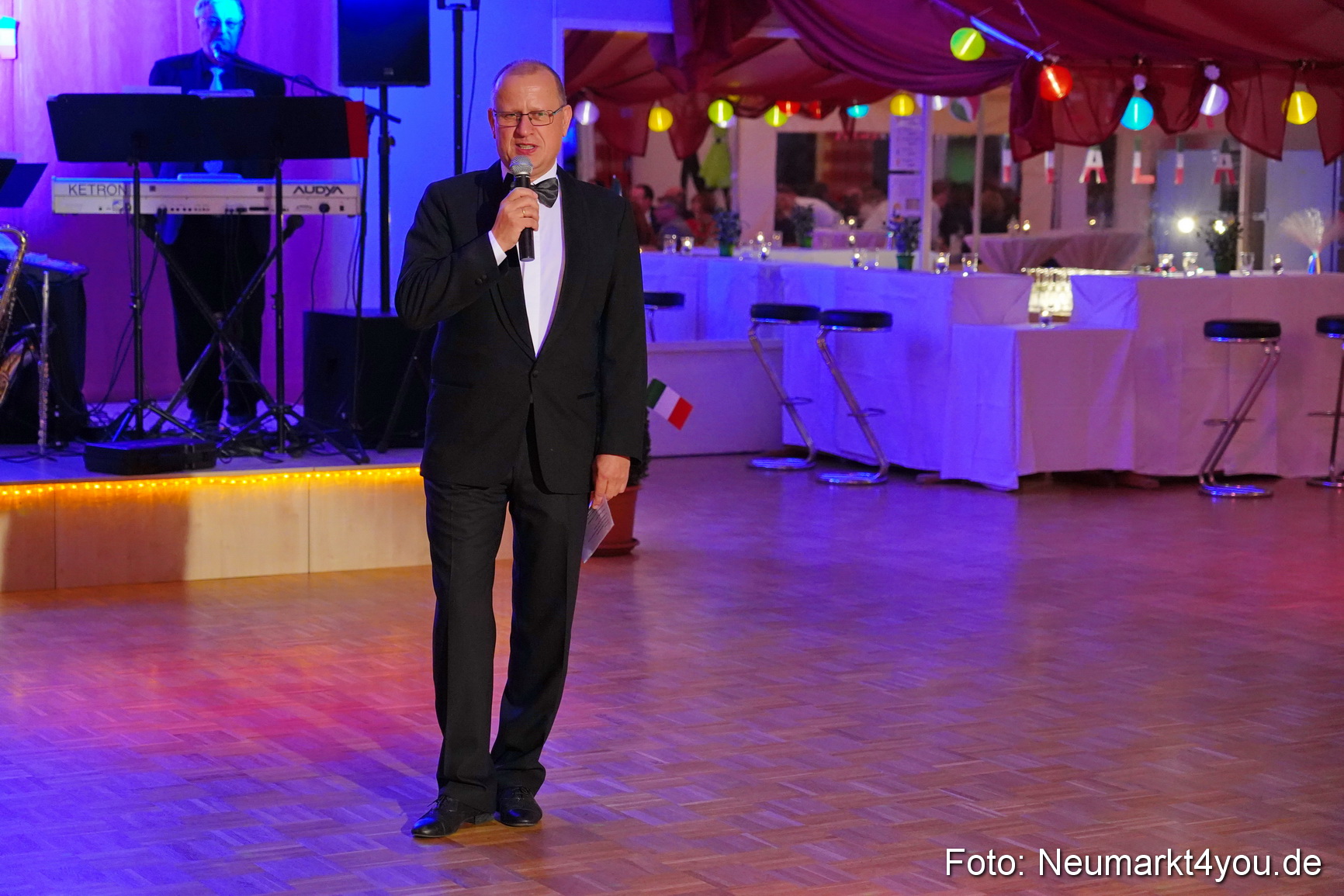 42 Herbstball Blau Silber 2019 0072