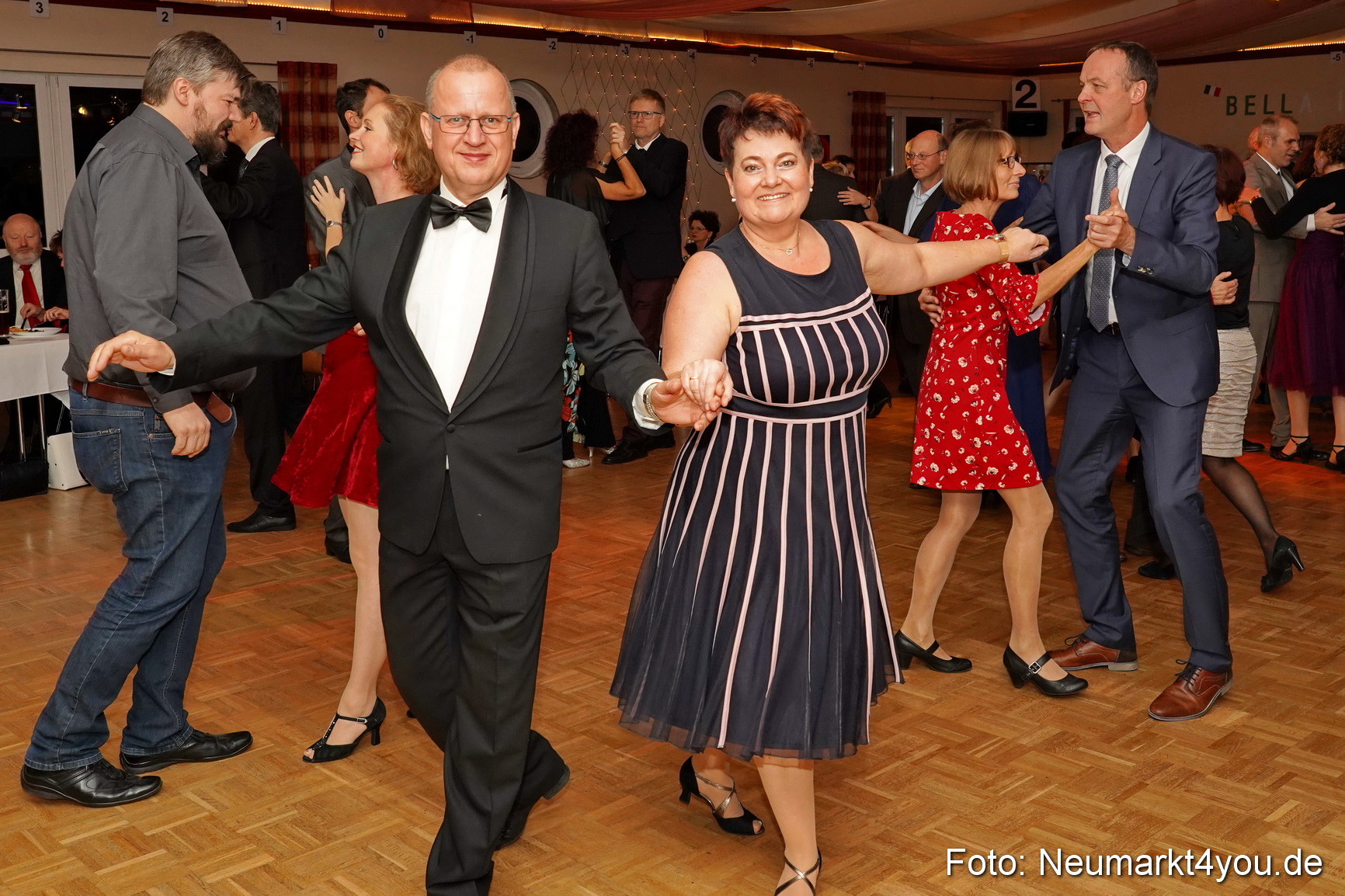 42 Herbstball Blau Silber 2019 0083