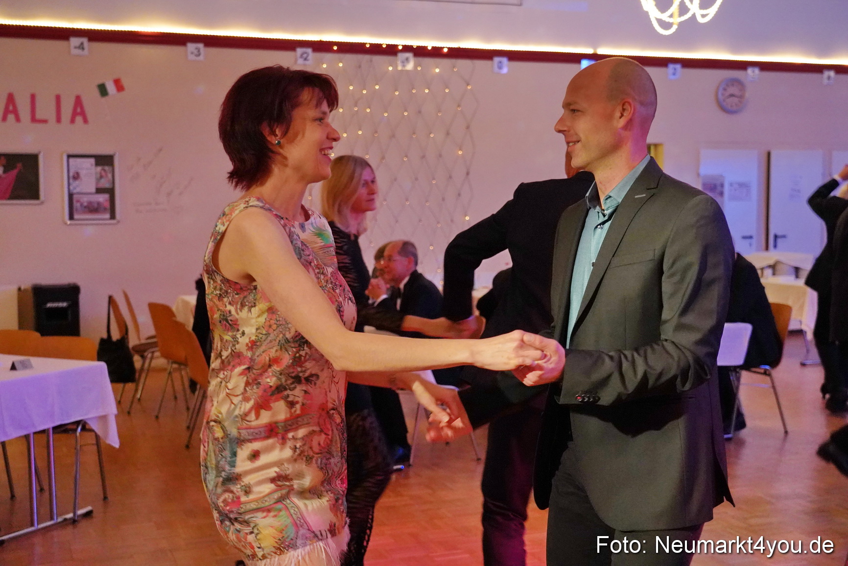 42 Herbstball Blau Silber 2019 0094