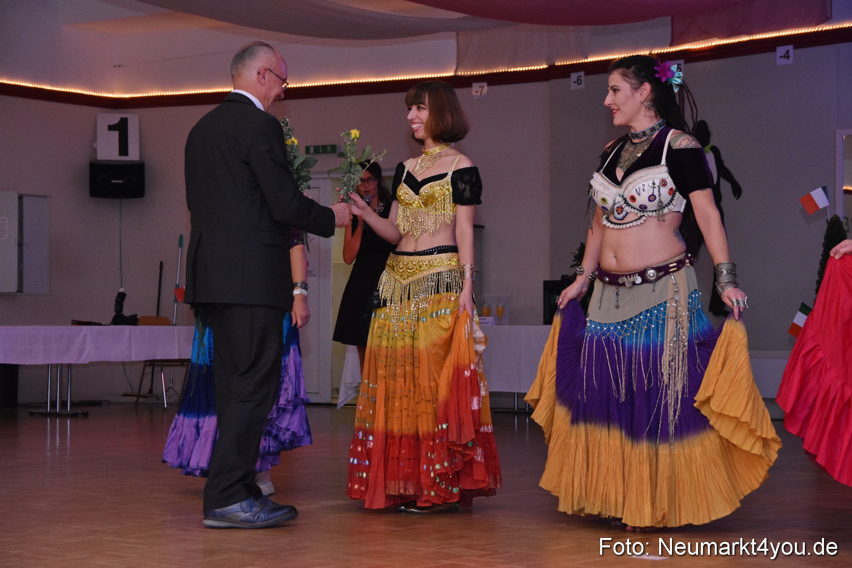 42 Herbstball Blau Silber 2019 0157