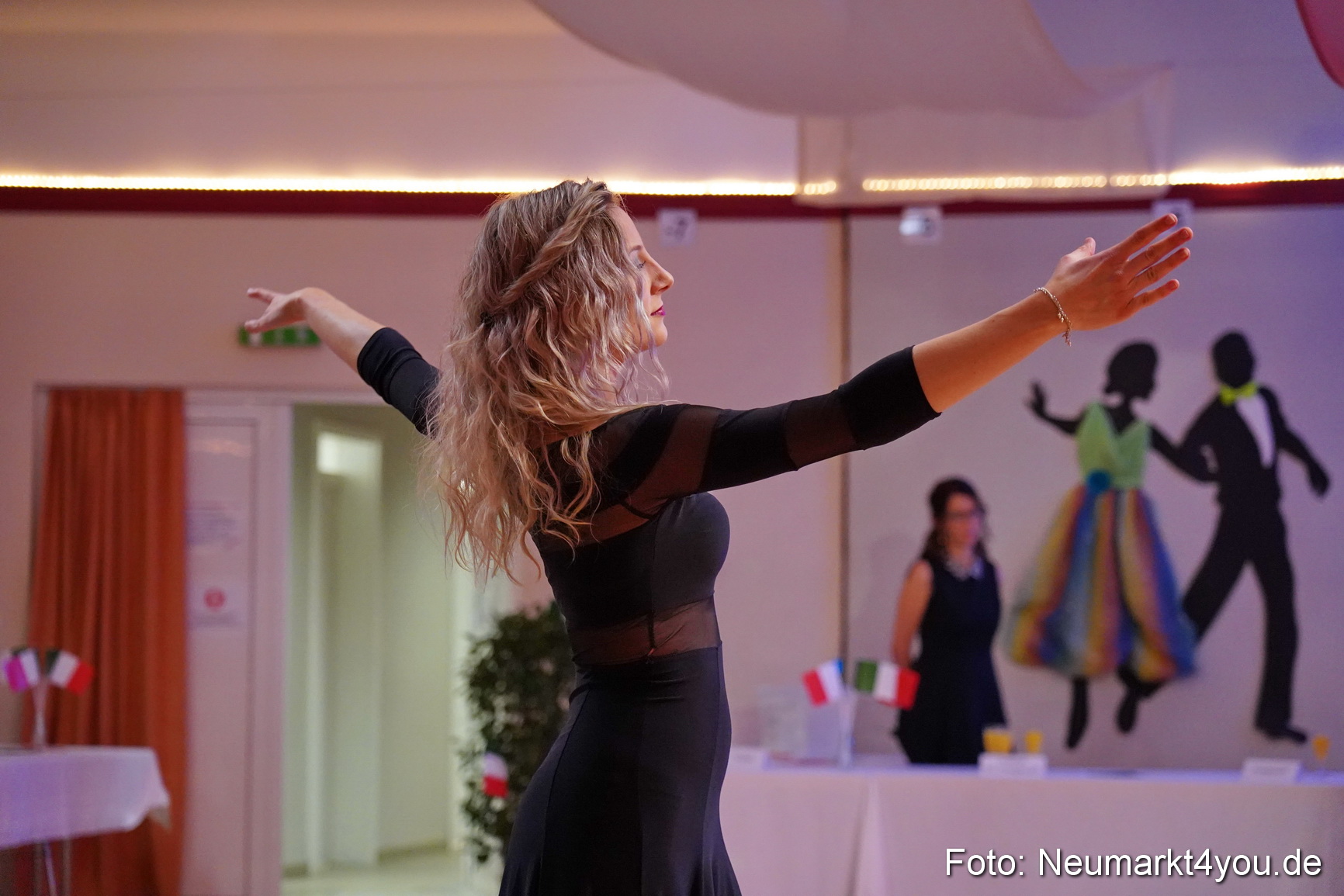 42 Herbstball Blau Silber 2019 0164