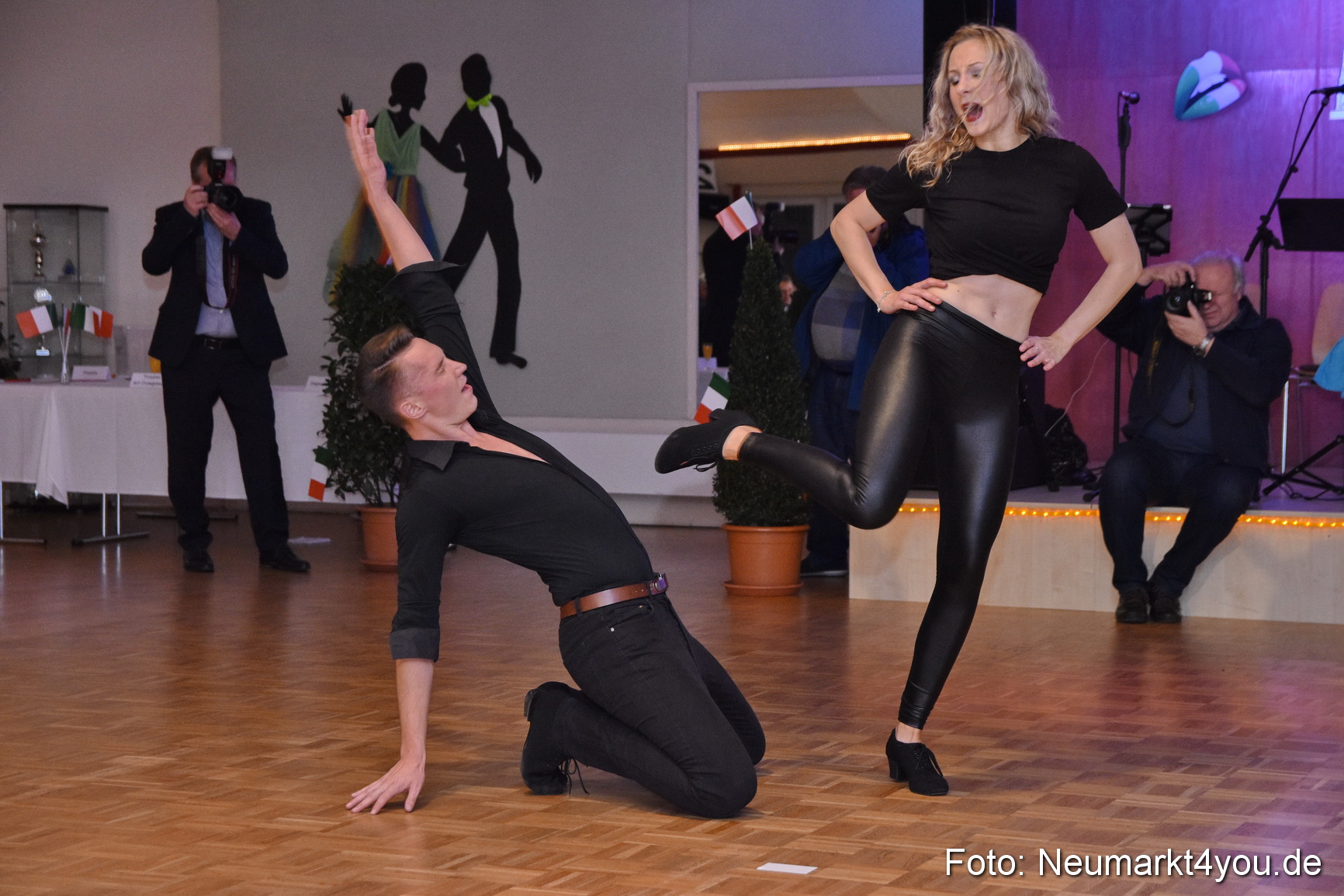 42 Herbstball Blau Silber 2019 0183