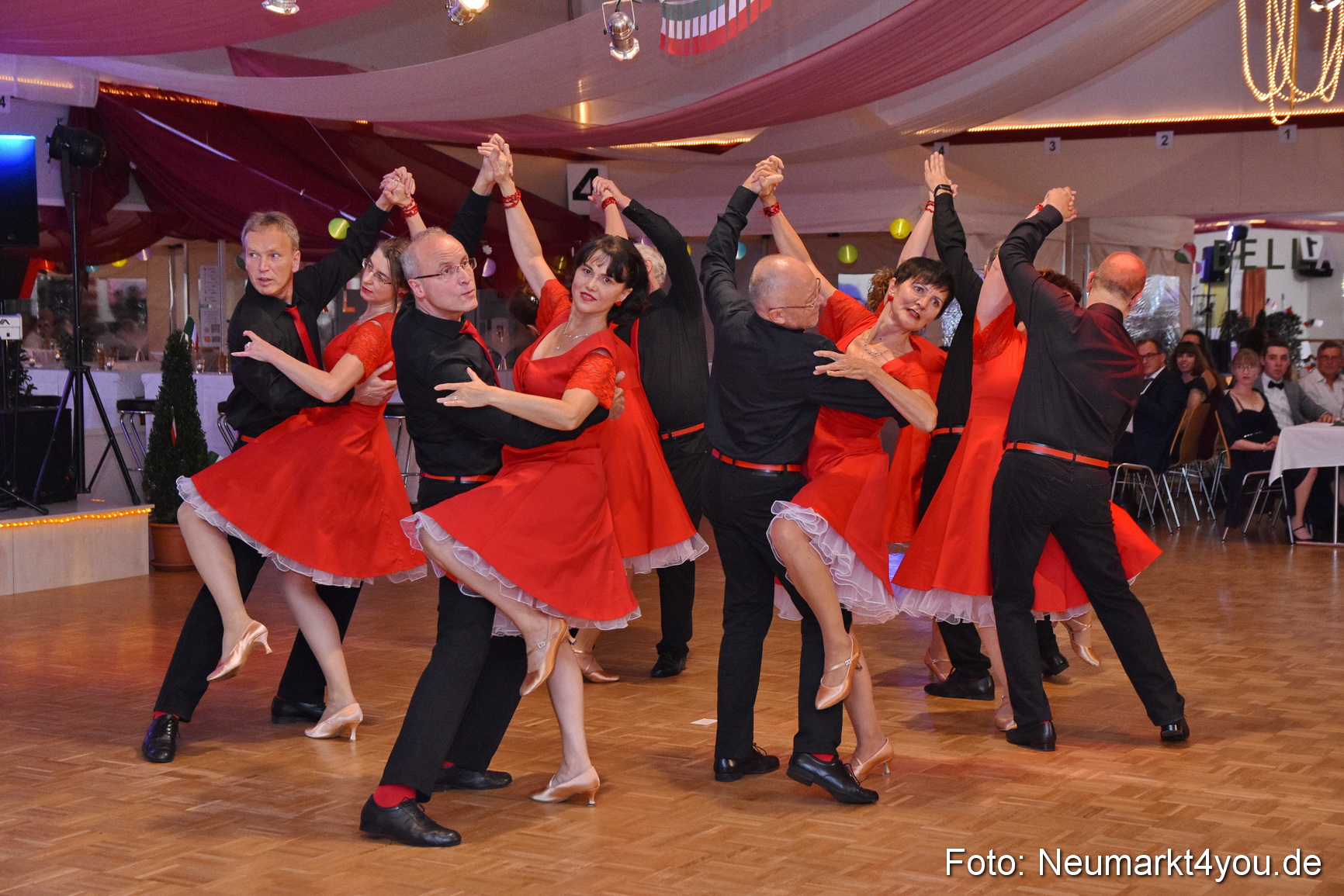 42 Herbstball Blau Silber 2019 0216