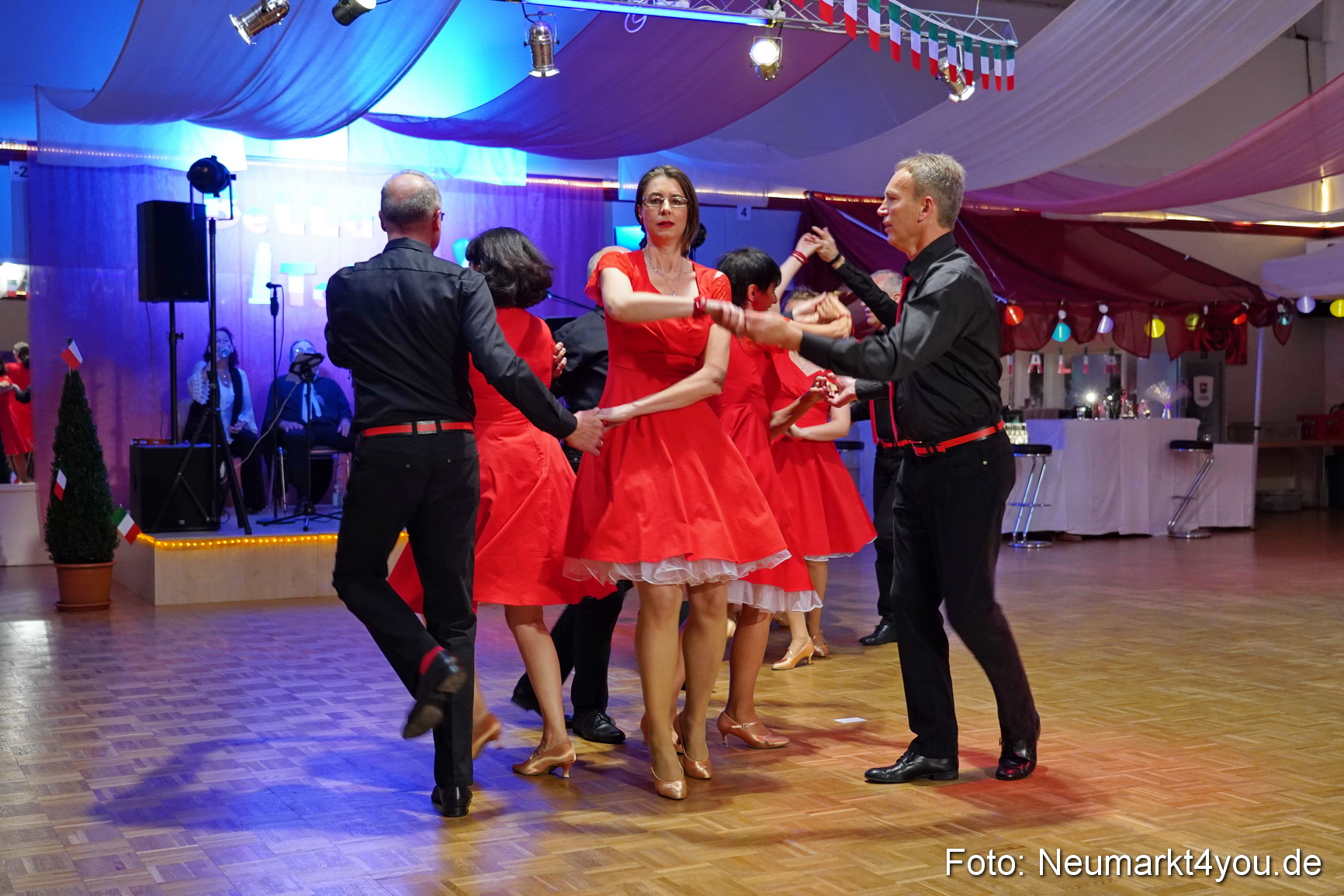 42 Herbstball Blau Silber 2019 0221