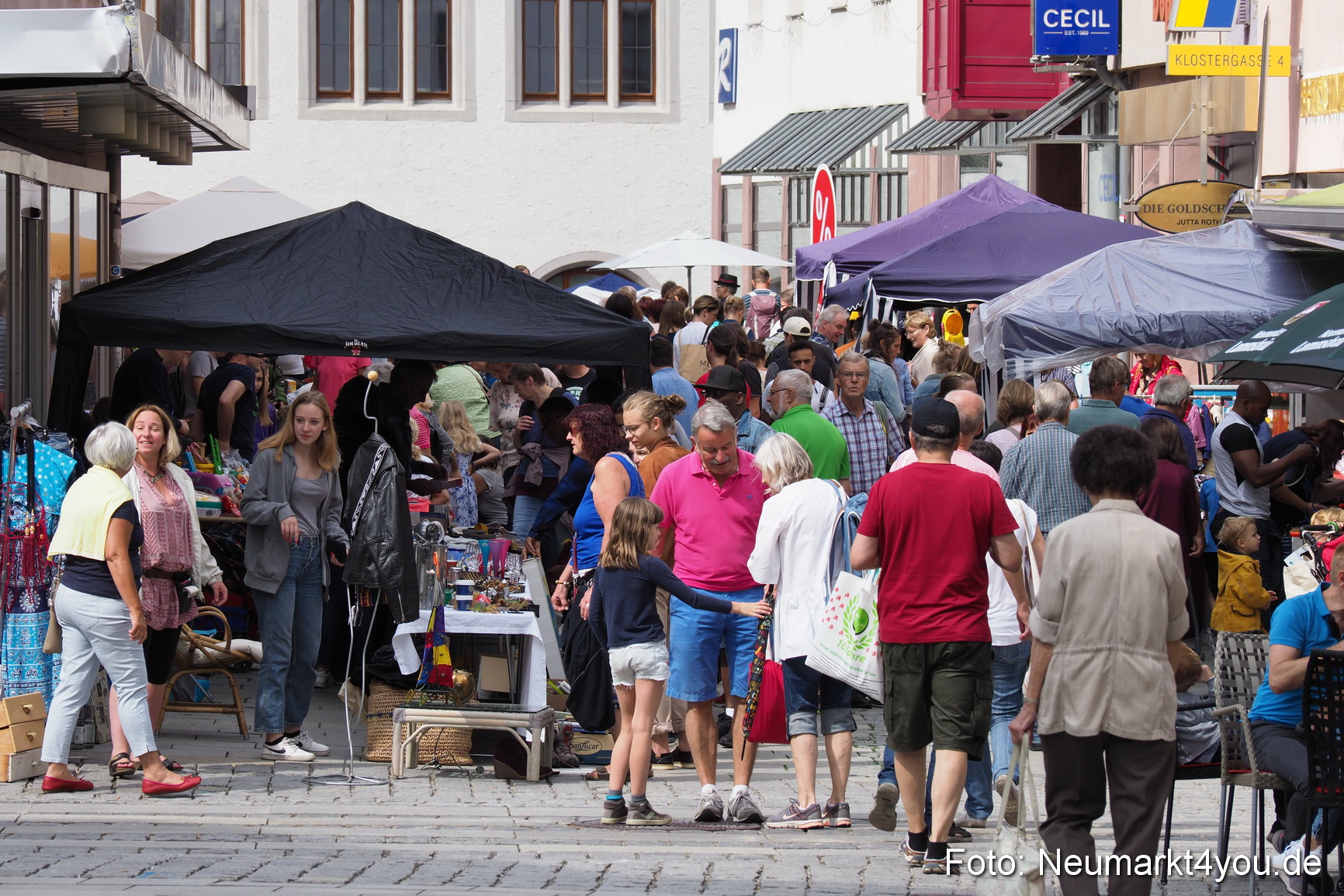 Altstadtflohmarkt Neumarkt 2019 0002