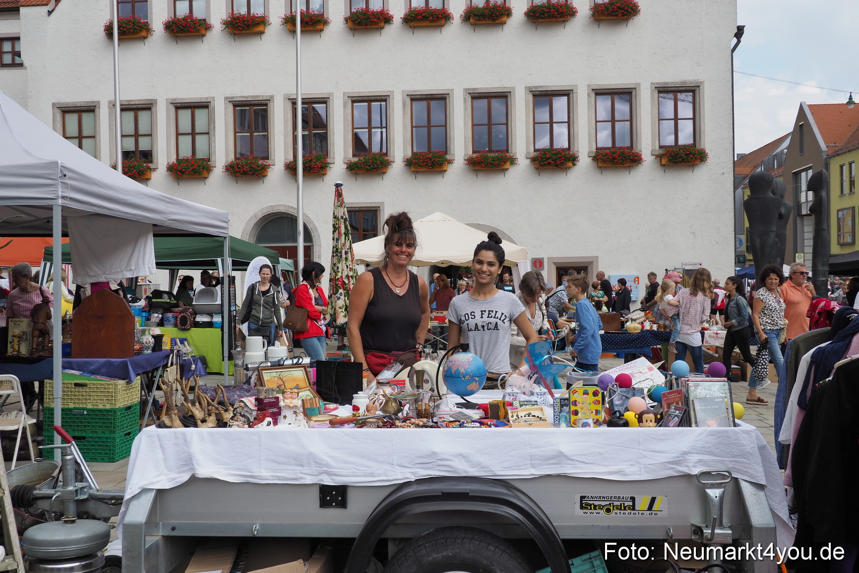 Altstadtflohmarkt Neumarkt 2019 0037