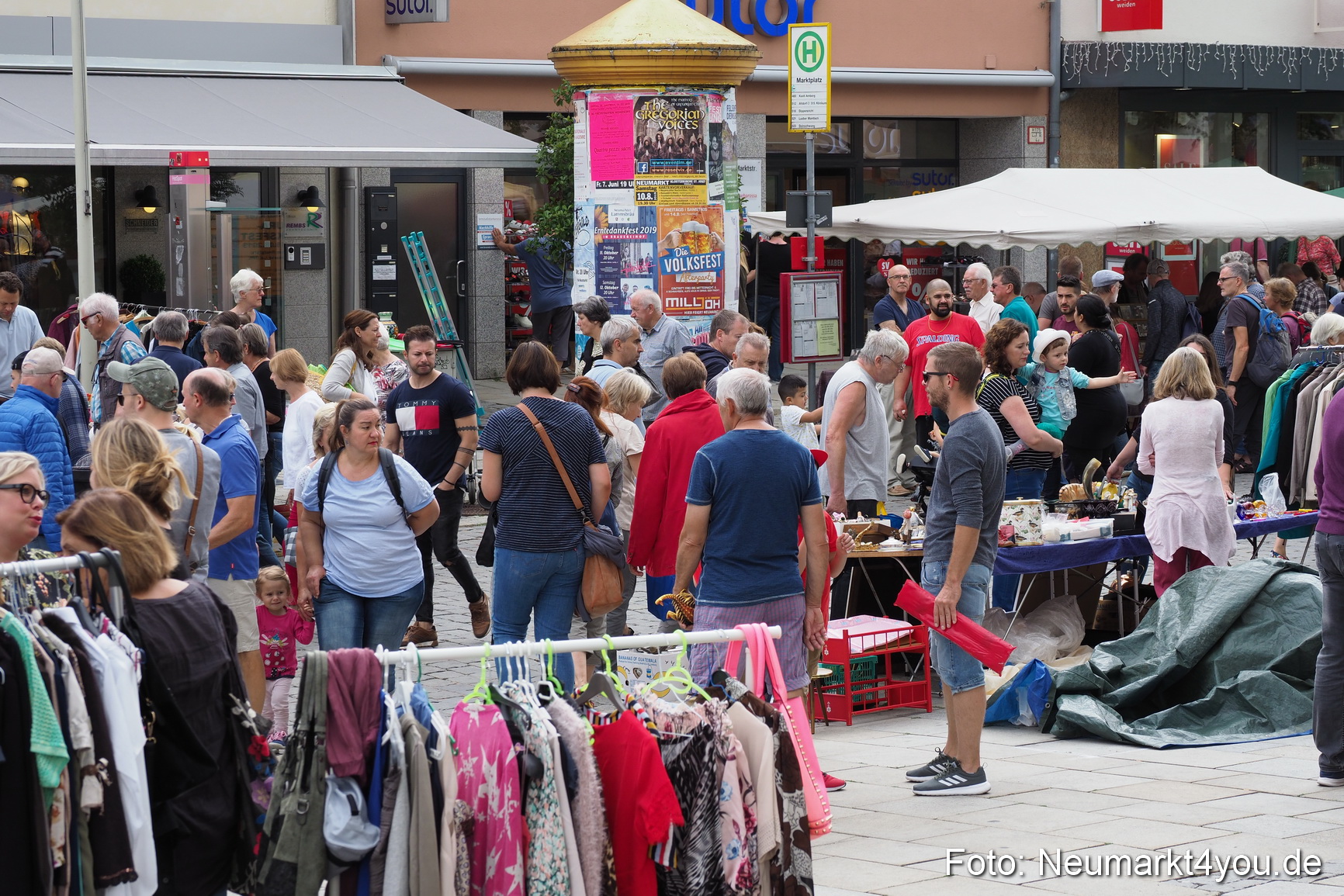 Altstadtflohmarkt Neumarkt 2019 0040