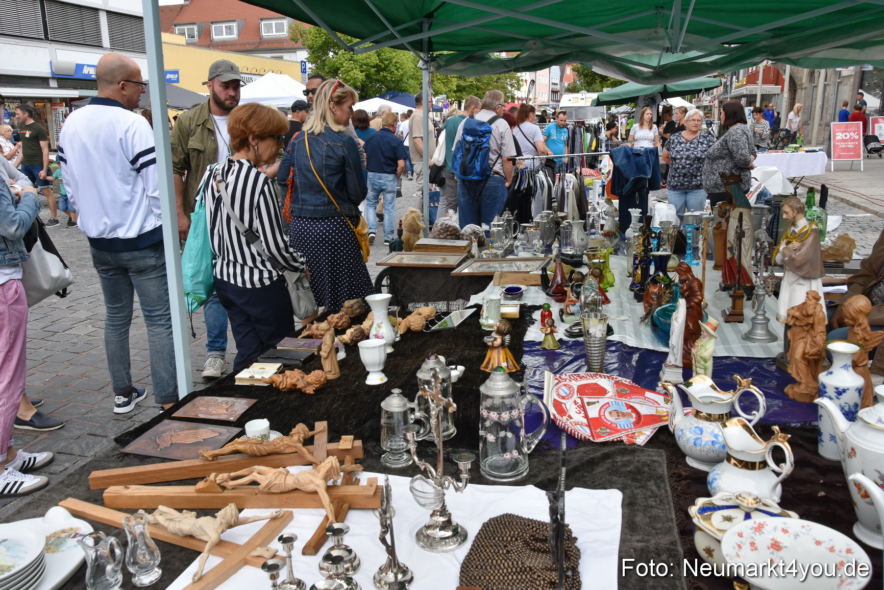 Altstadtflohmarkt Neumarkt 2019 0048