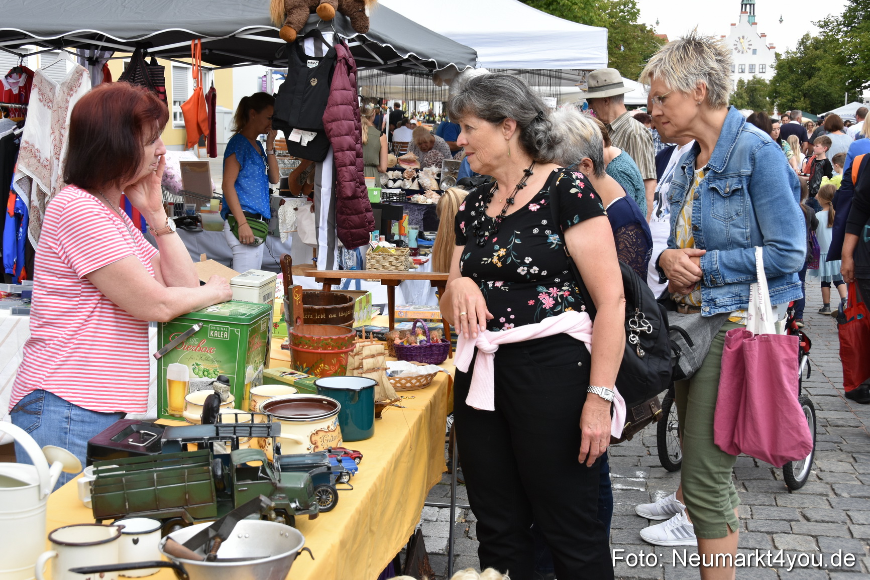 Altstadtflohmarkt Neumarkt 2019 0051