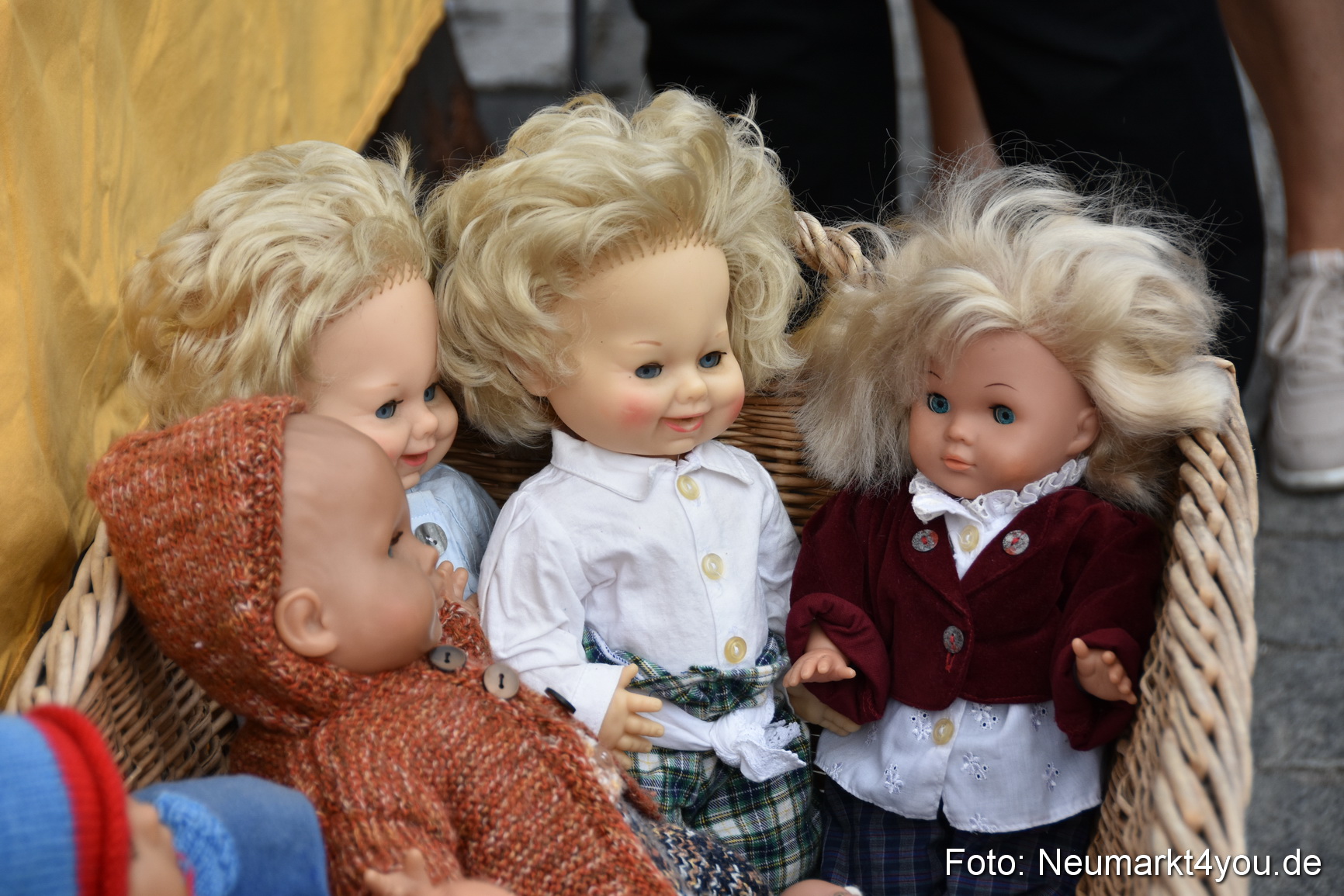 Altstadtflohmarkt Neumarkt 2019 0053