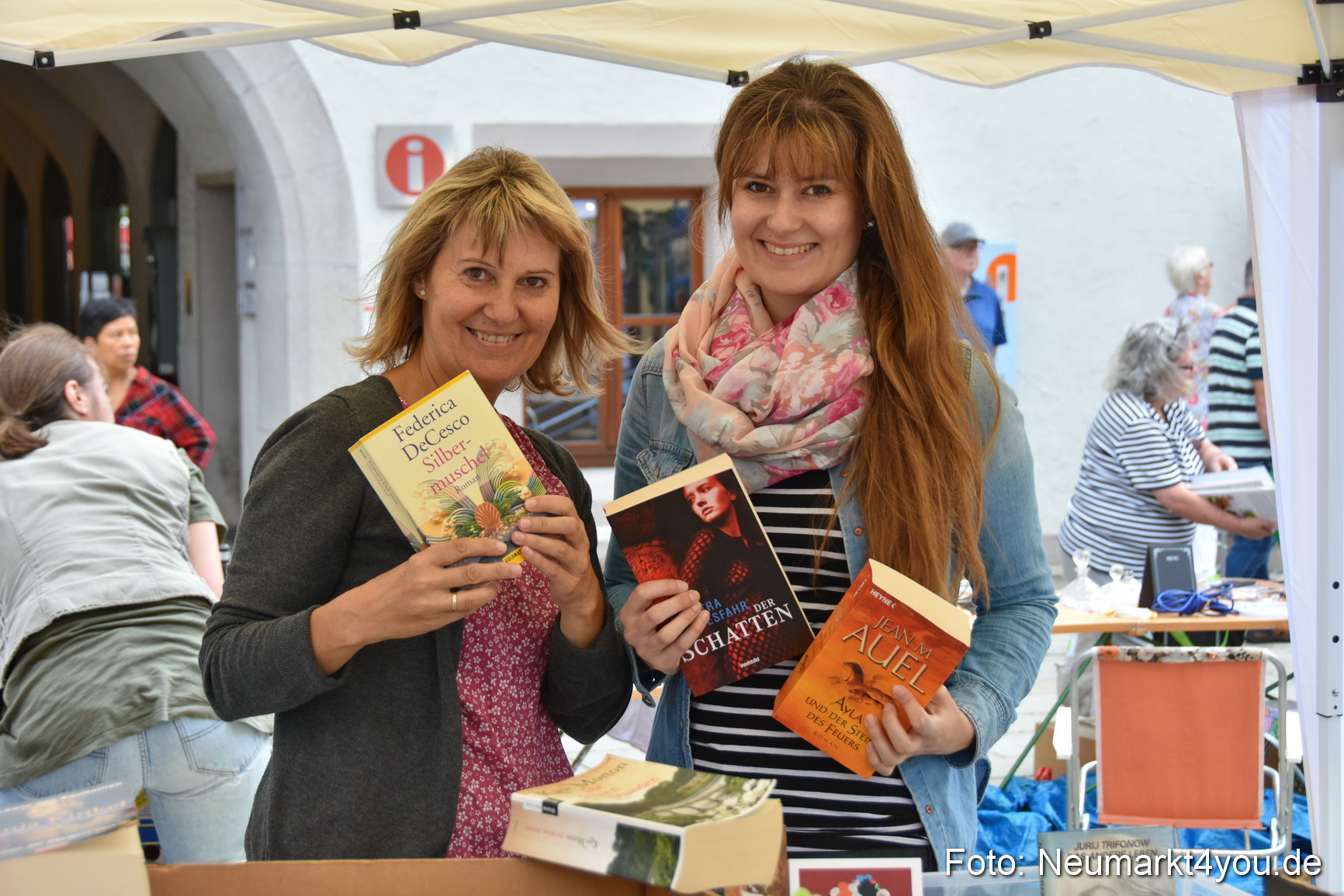 Altstadtflohmarkt Neumarkt 2019 0077