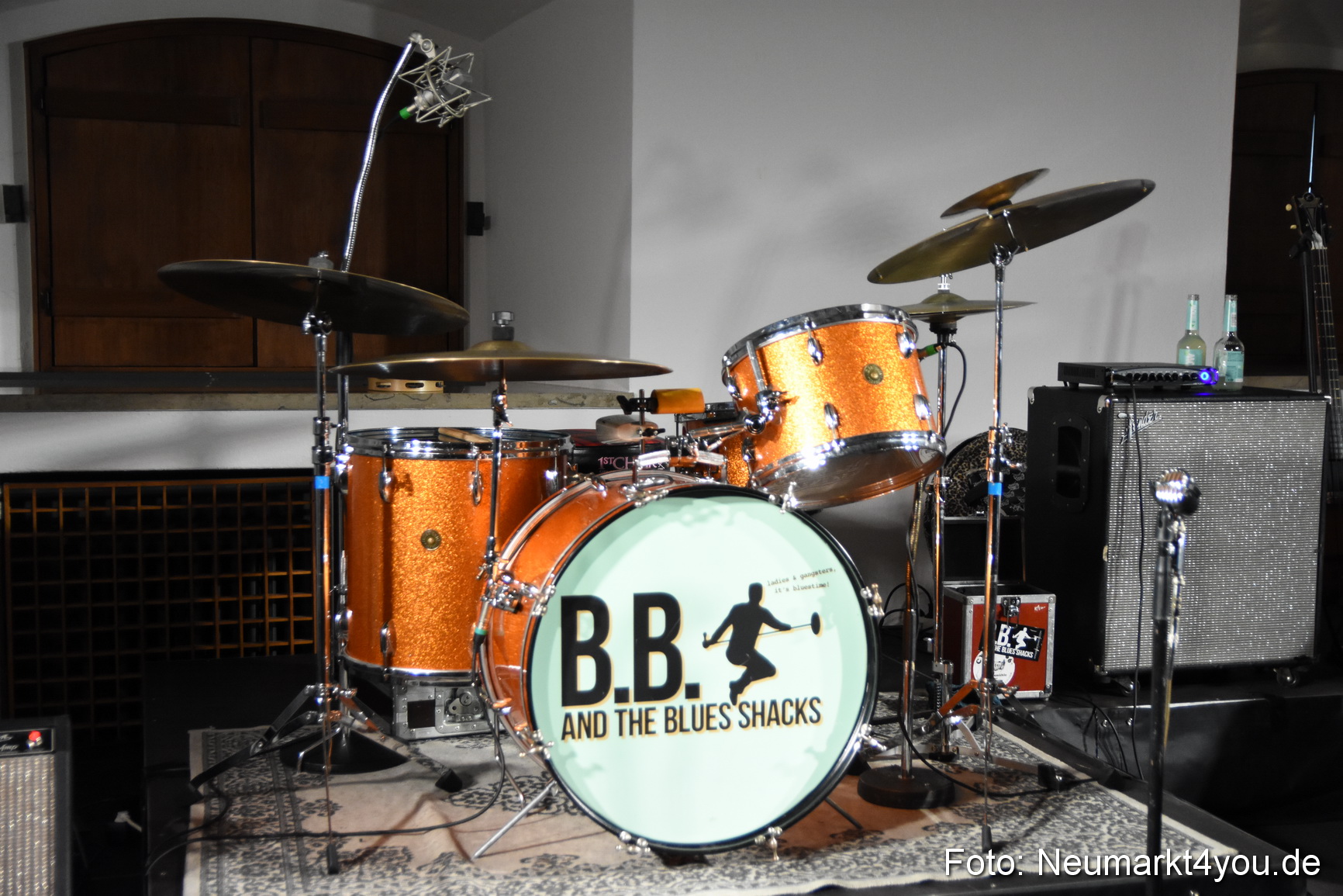 BB and  the blues shacks 0002