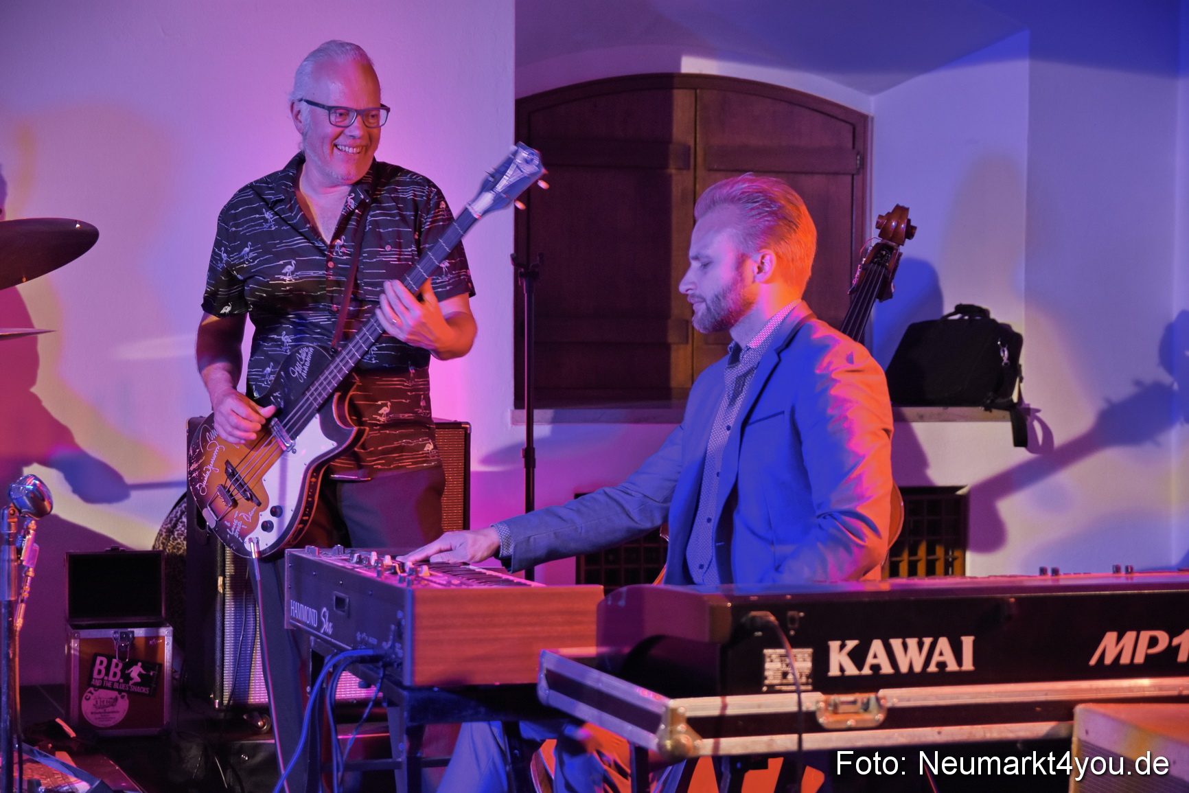 BB and  the blues shacks 0014