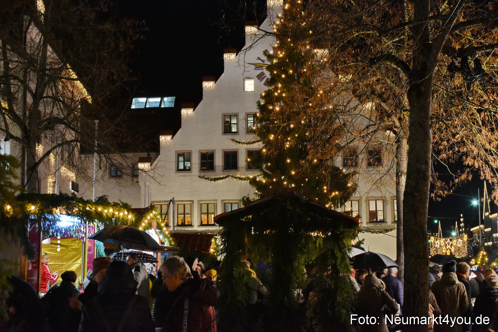 Weihnachtsmarkt Neumarkt 2019 0025
