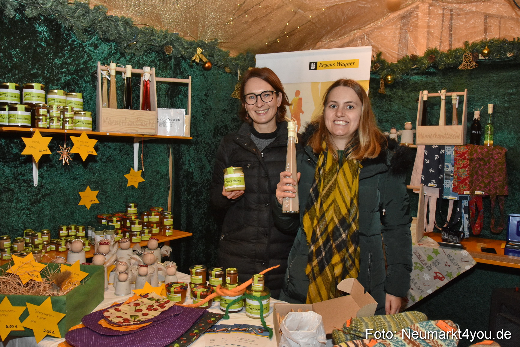 Weihnachtsmarkt Neumarkt 2019 0037