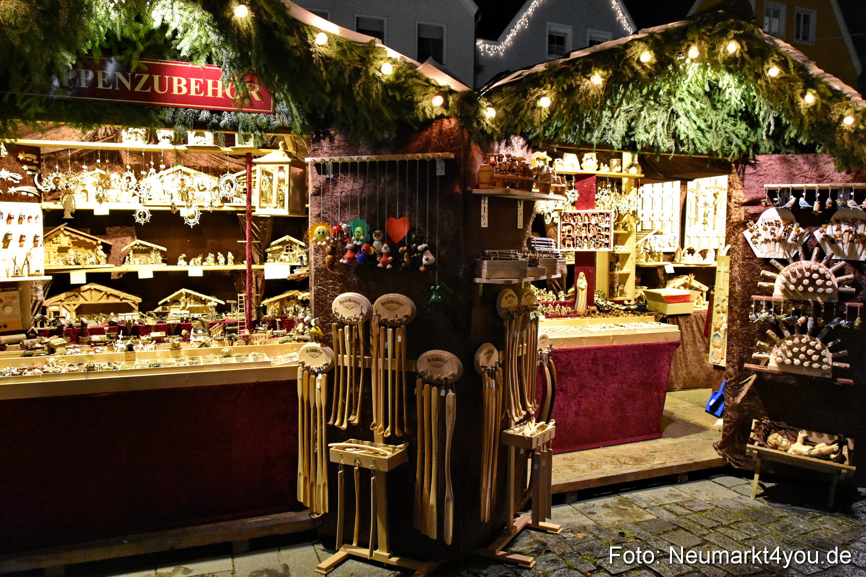Weihnachtsmarkt Neumarkt 2019 0039