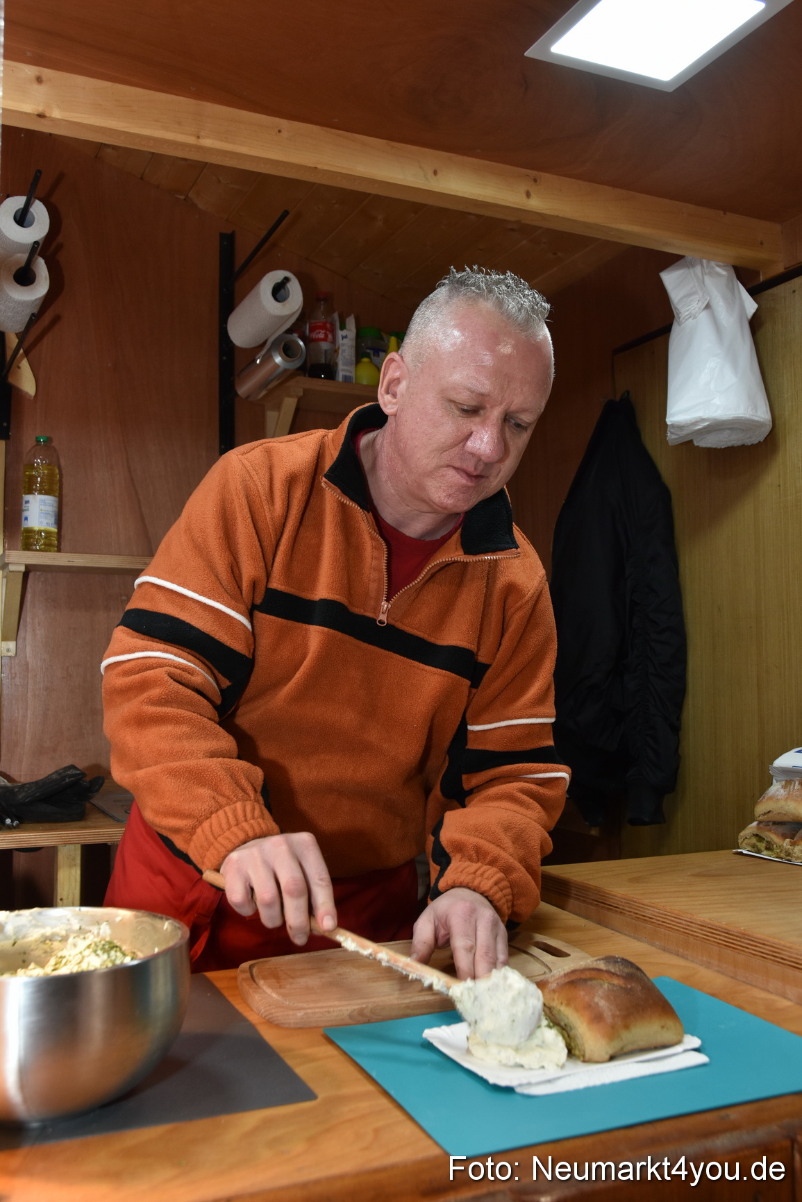 Weihnachtsmarkt Neumarkt 2019 0053