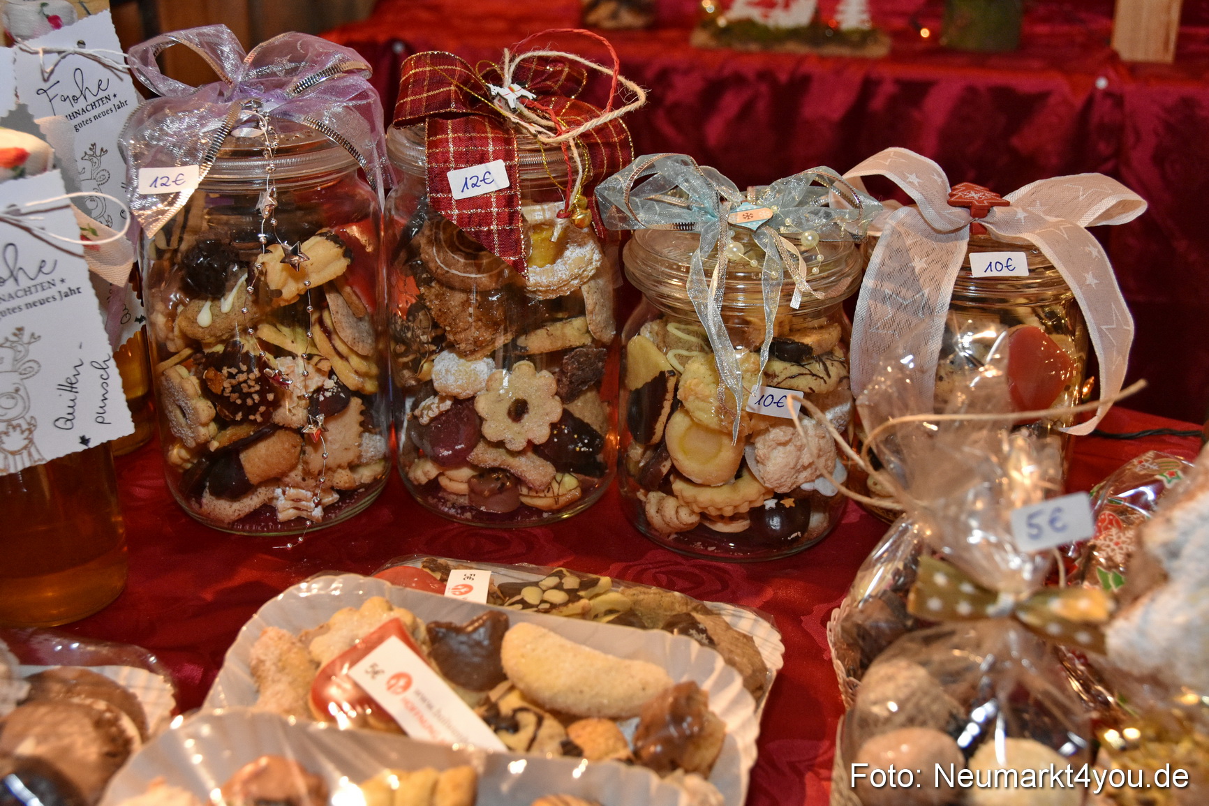 Weihnachtsmarkt Neumarkt 2019 0068