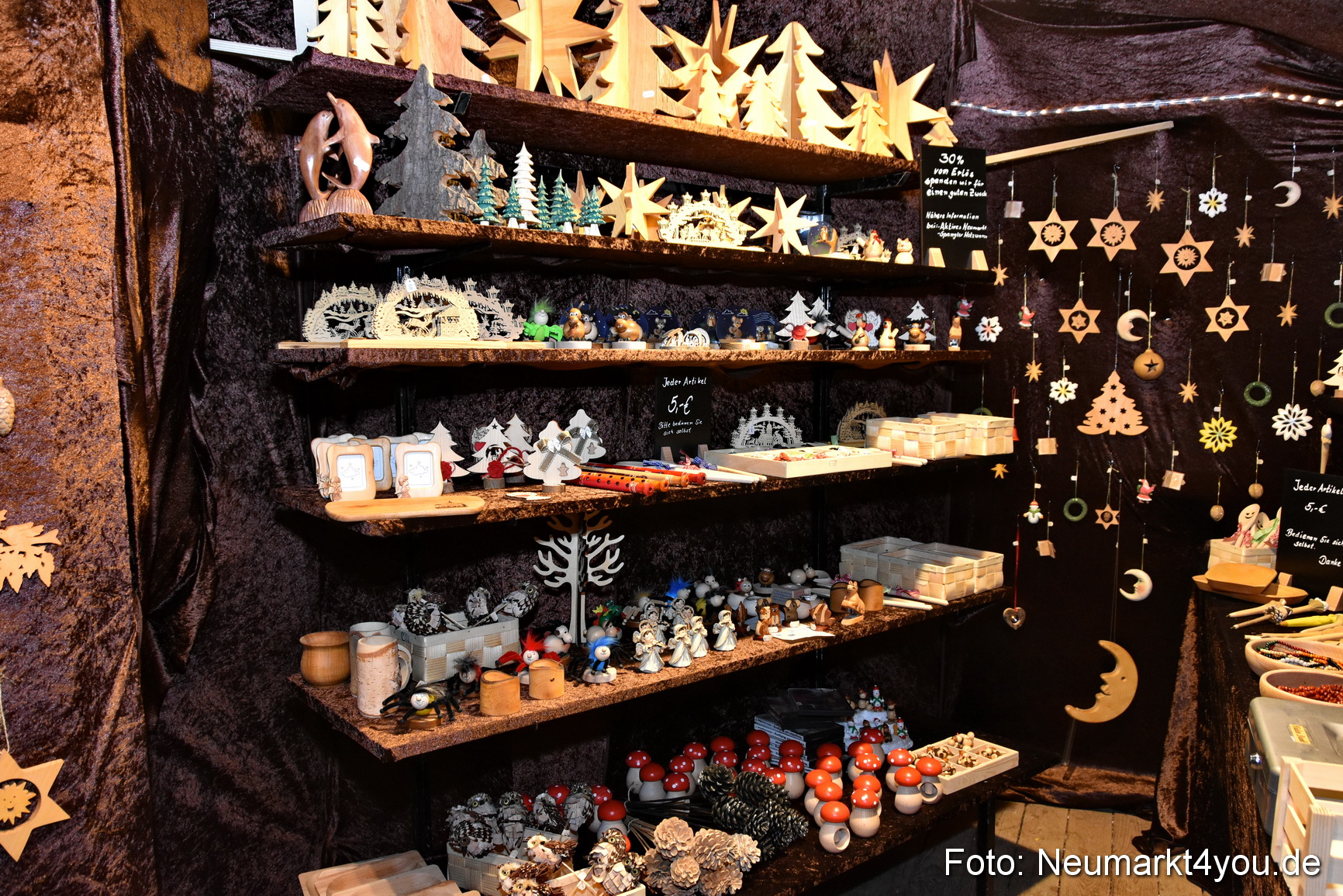 Weihnachtsmarkt Neumarkt 2019 0076