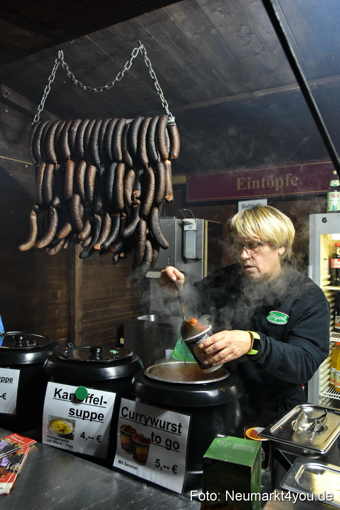 Weihnachtsmarkt Neumarkt 2019 0080